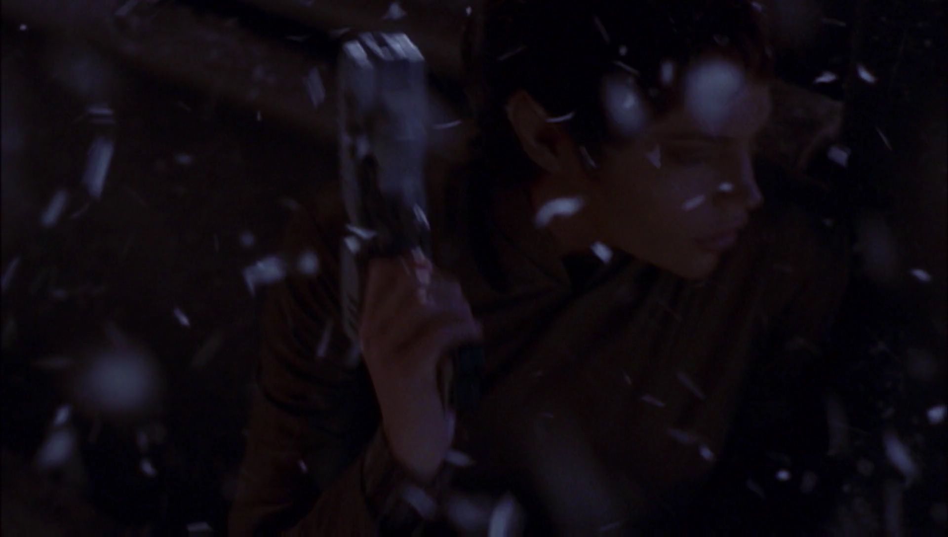 ariane179254_Enterprise_1x01-1x02_BrokenBow_3567.jpg