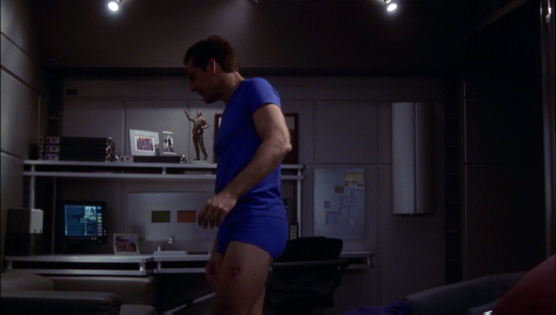 ariane179254_Enterprise_1x01-1x02_BrokenBow_4125.jpg
