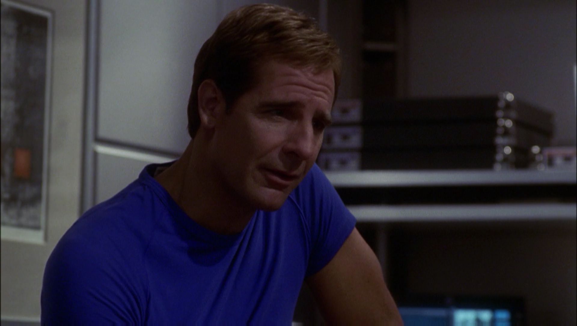 ariane179254_Enterprise_1x01-1x02_BrokenBow_4146.jpg