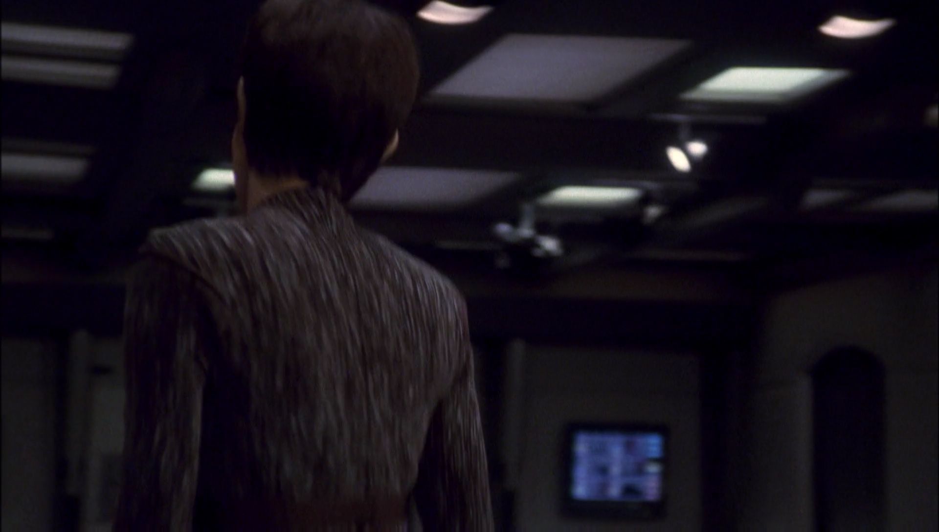 ariane179254_Enterprise_1x01-1x02_BrokenBow_4224.jpg