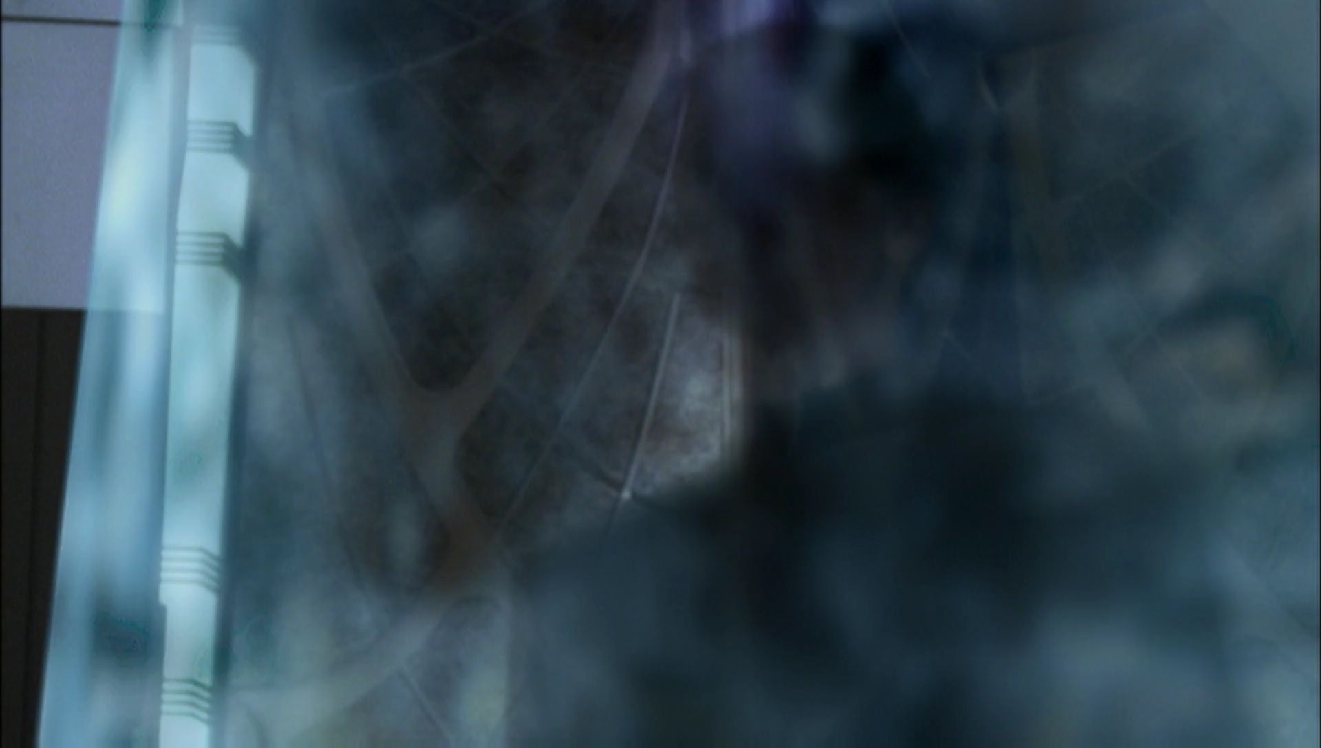ariane179254_Enterprise_1x01-1x02_BrokenBow_4358.jpg