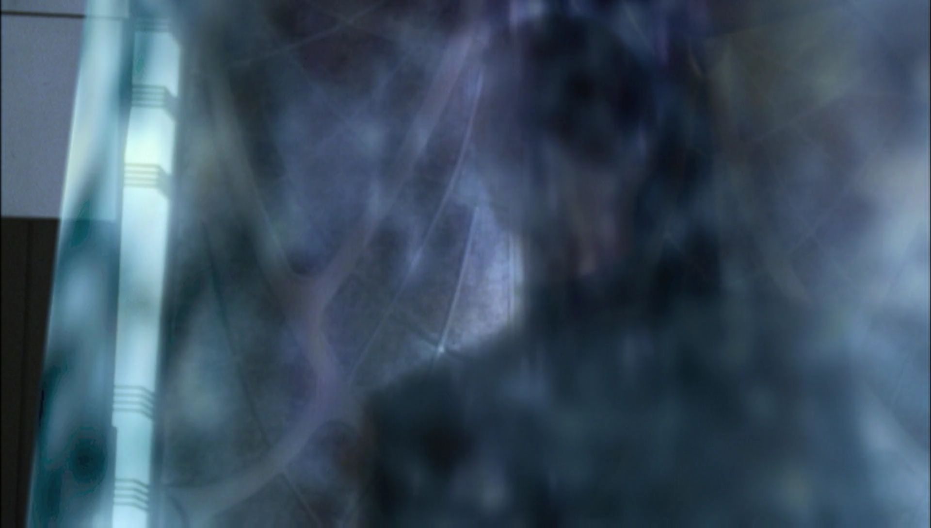 ariane179254_Enterprise_1x01-1x02_BrokenBow_4378.jpg