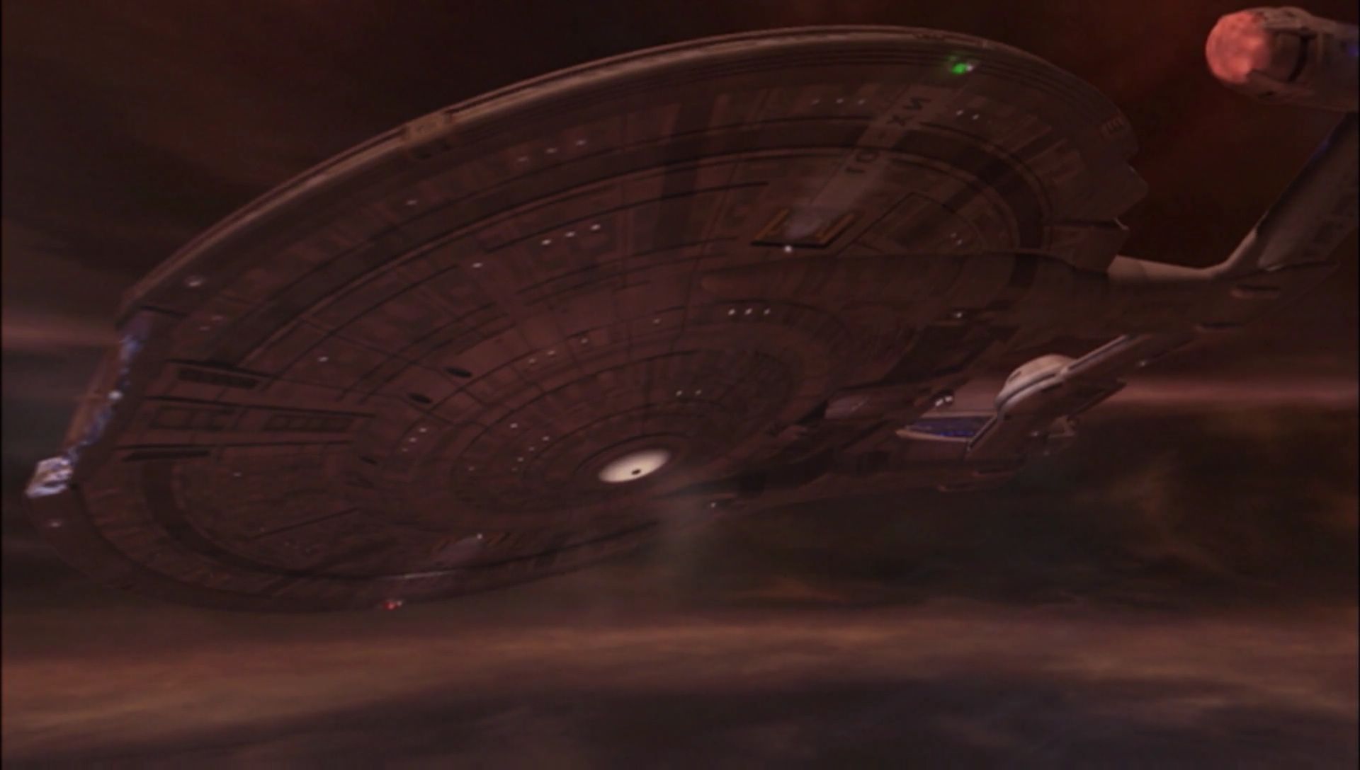 ariane179254_Enterprise_1x01-1x02_BrokenBow_4387.jpg