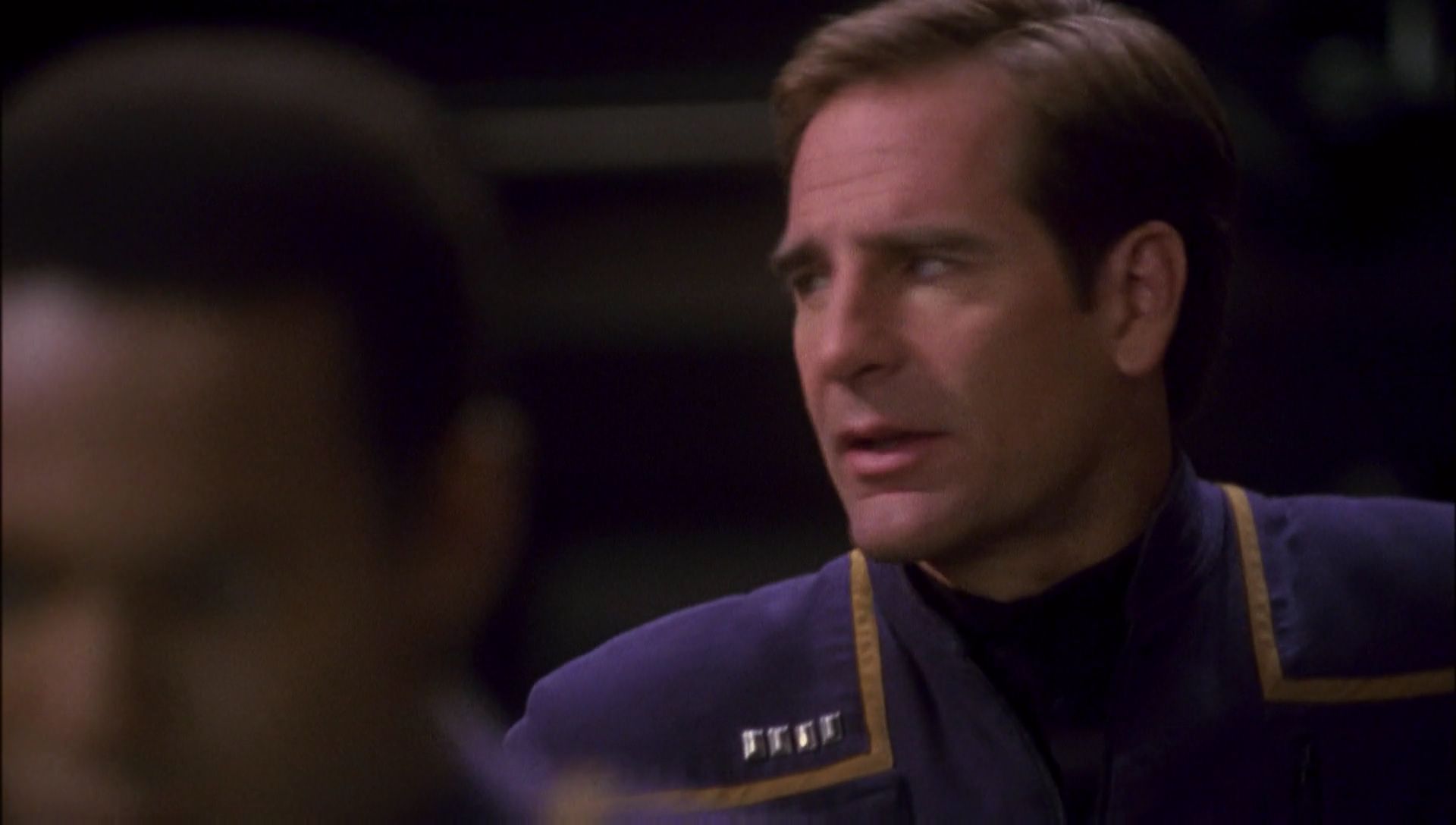 ariane179254_Enterprise_1x01-1x02_BrokenBow_4407.jpg
