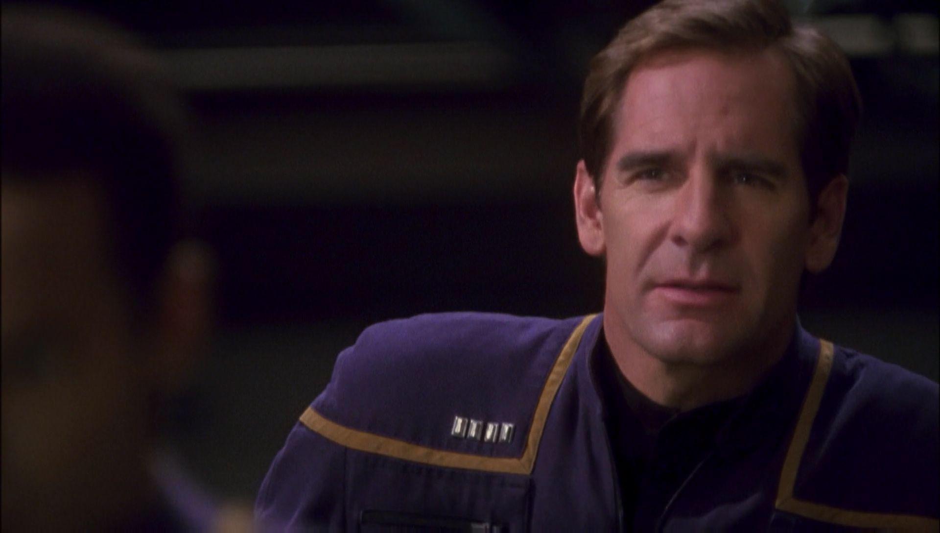 ariane179254_Enterprise_1x01-1x02_BrokenBow_4433.jpg