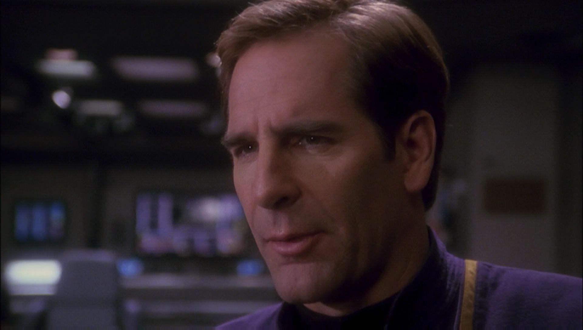 ariane179254_Enterprise_1x01-1x02_BrokenBow_4468.jpg