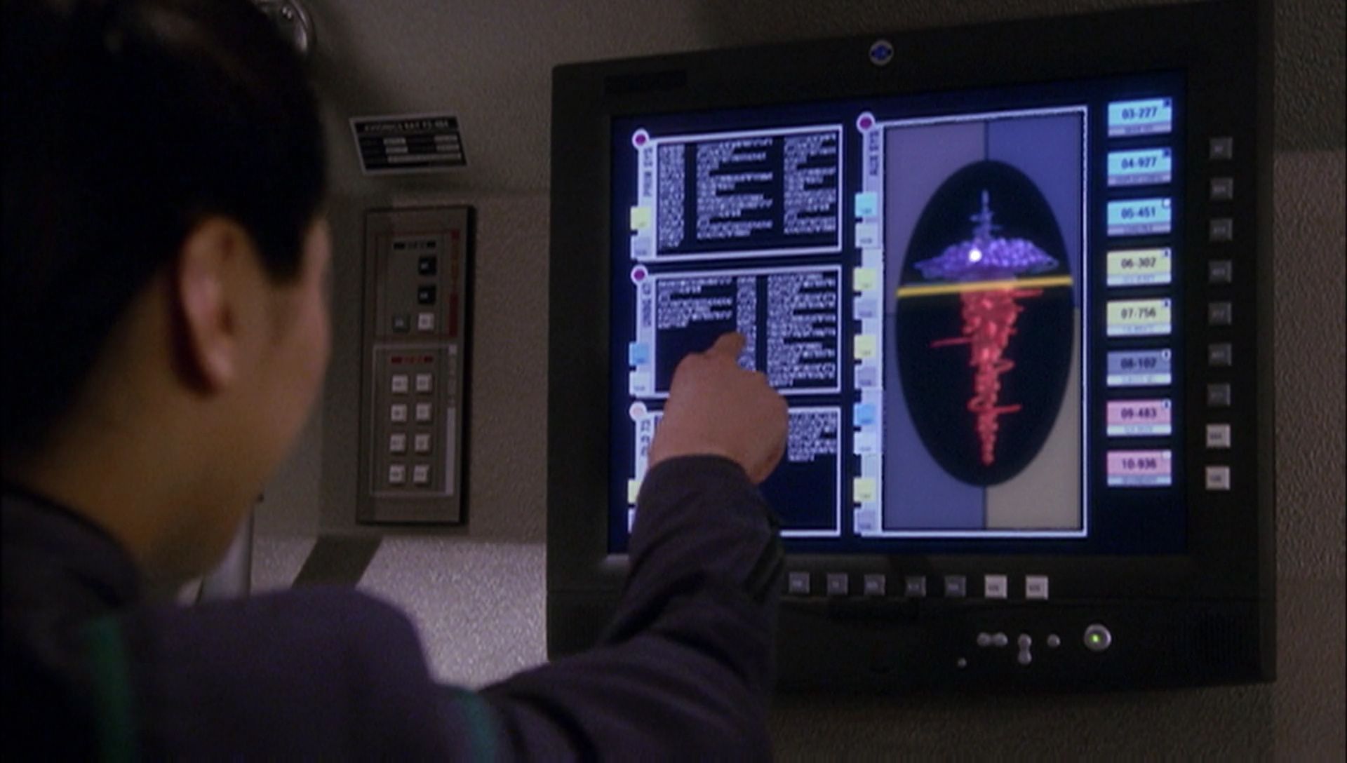 ariane179254_Enterprise_1x01-1x02_BrokenBow_4529.jpg