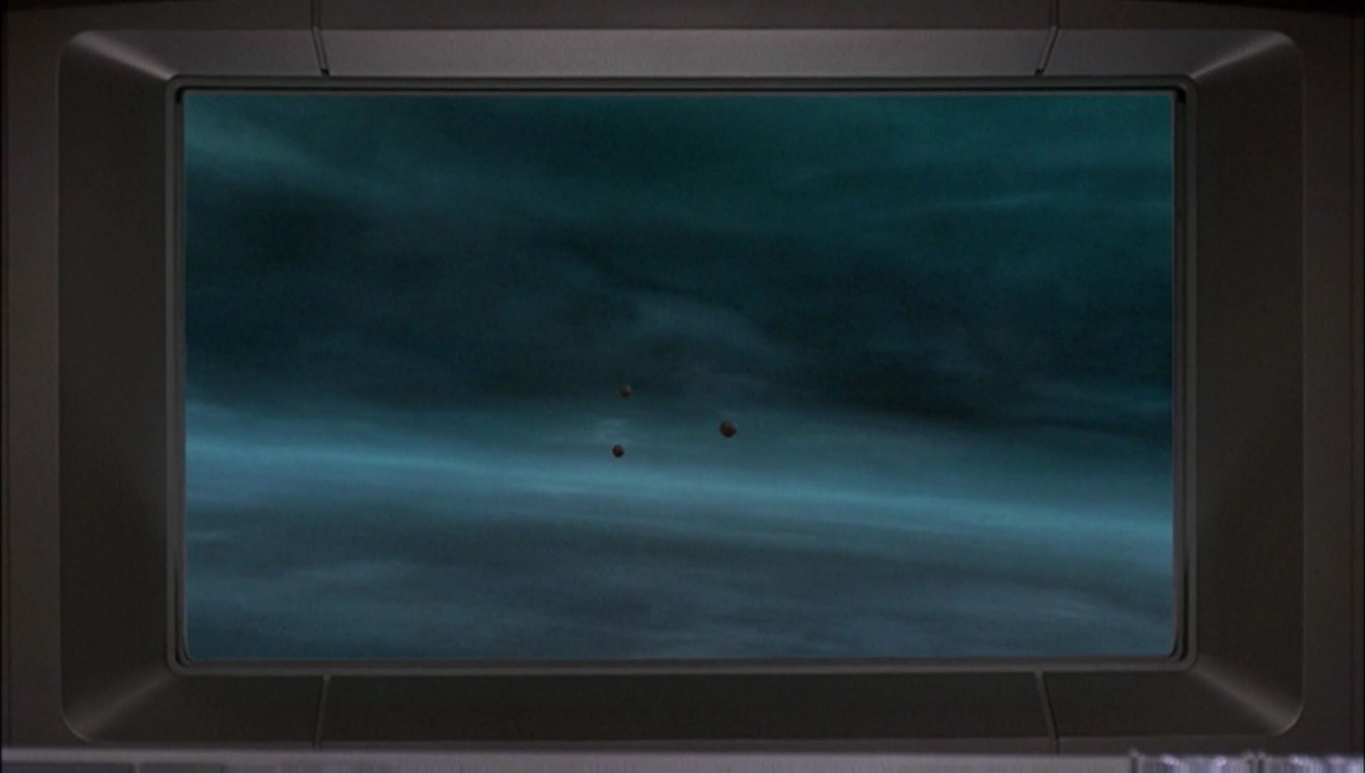 ariane179254_Enterprise_1x01-1x02_BrokenBow_4591.jpg