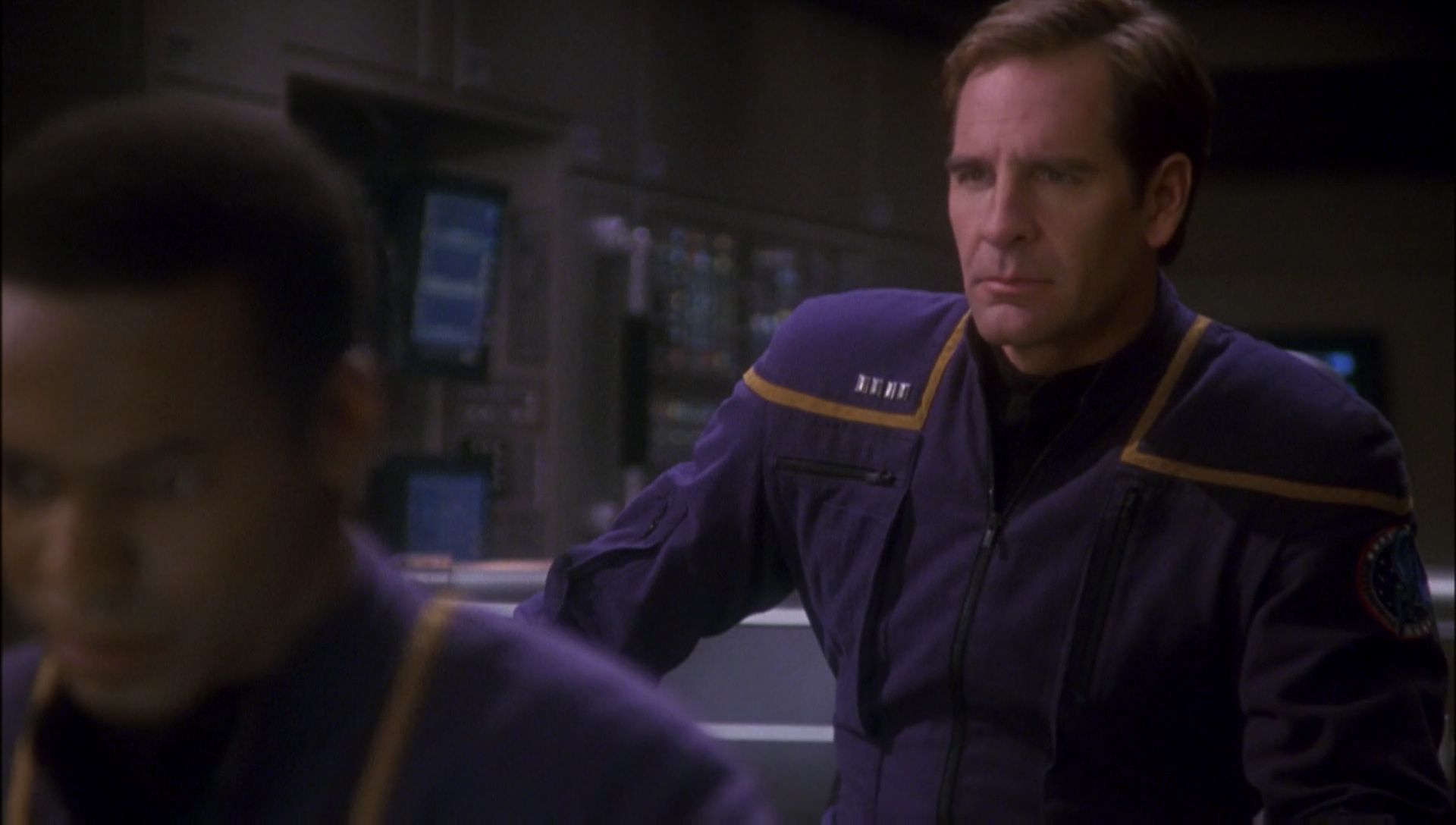 ariane179254_Enterprise_1x01-1x02_BrokenBow_4592.jpg