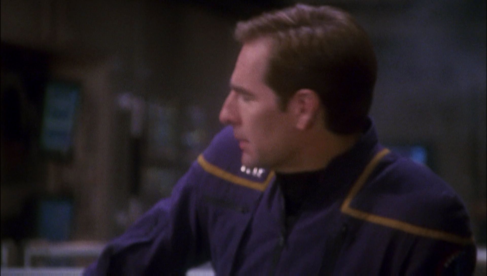 ariane179254_Enterprise_1x01-1x02_BrokenBow_4599.jpg