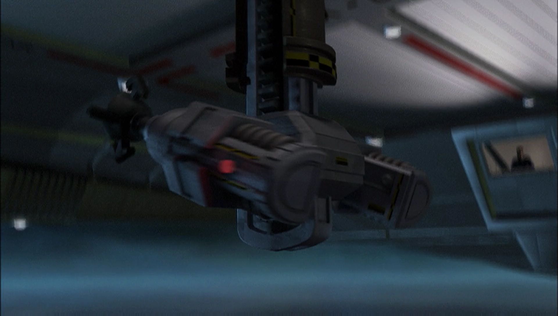 ariane179254_Enterprise_1x01-1x02_BrokenBow_4613.jpg