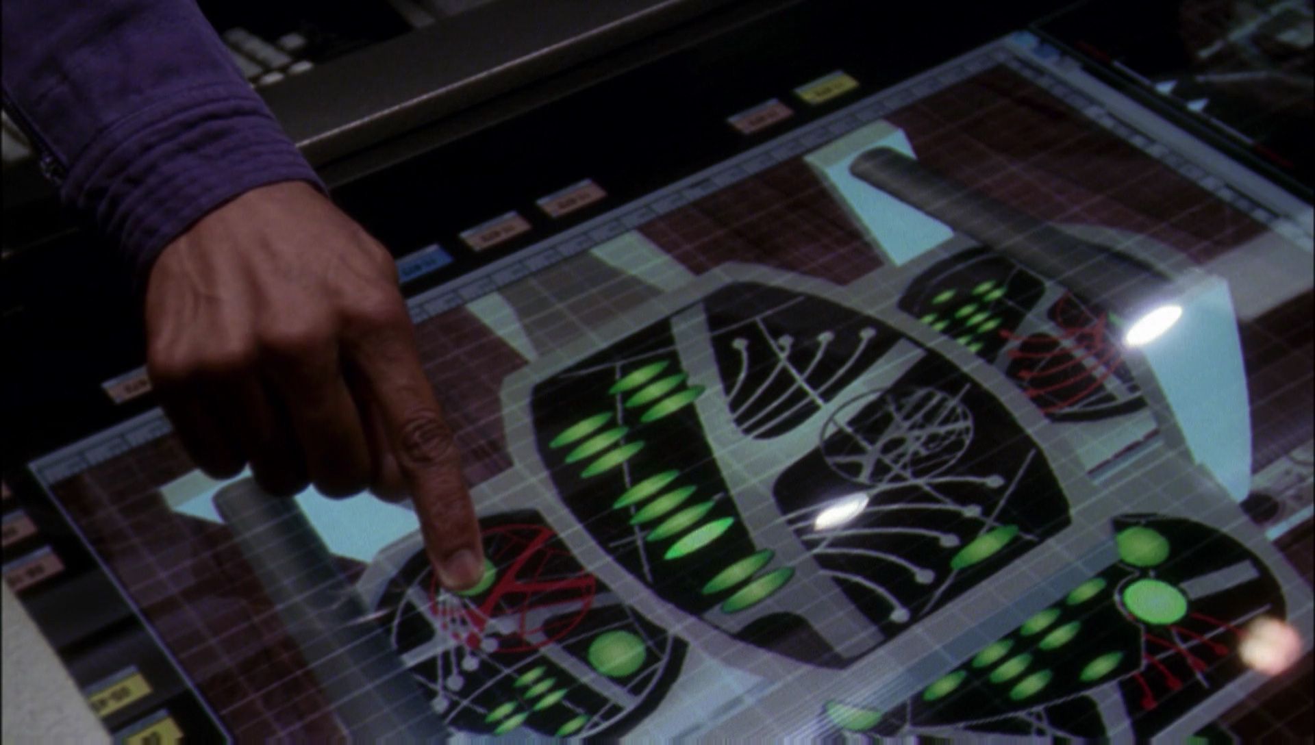 ariane179254_Enterprise_1x01-1x02_BrokenBow_4645.jpg