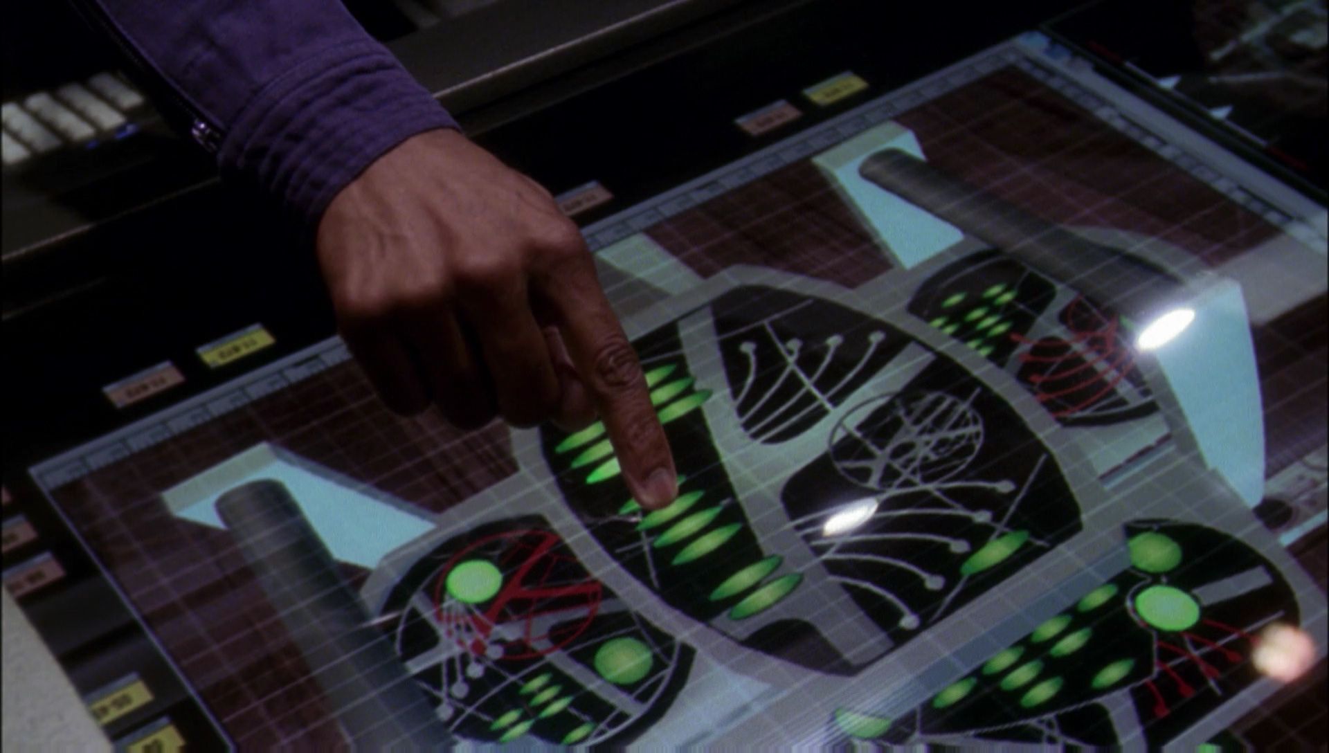 ariane179254_Enterprise_1x01-1x02_BrokenBow_4646.jpg