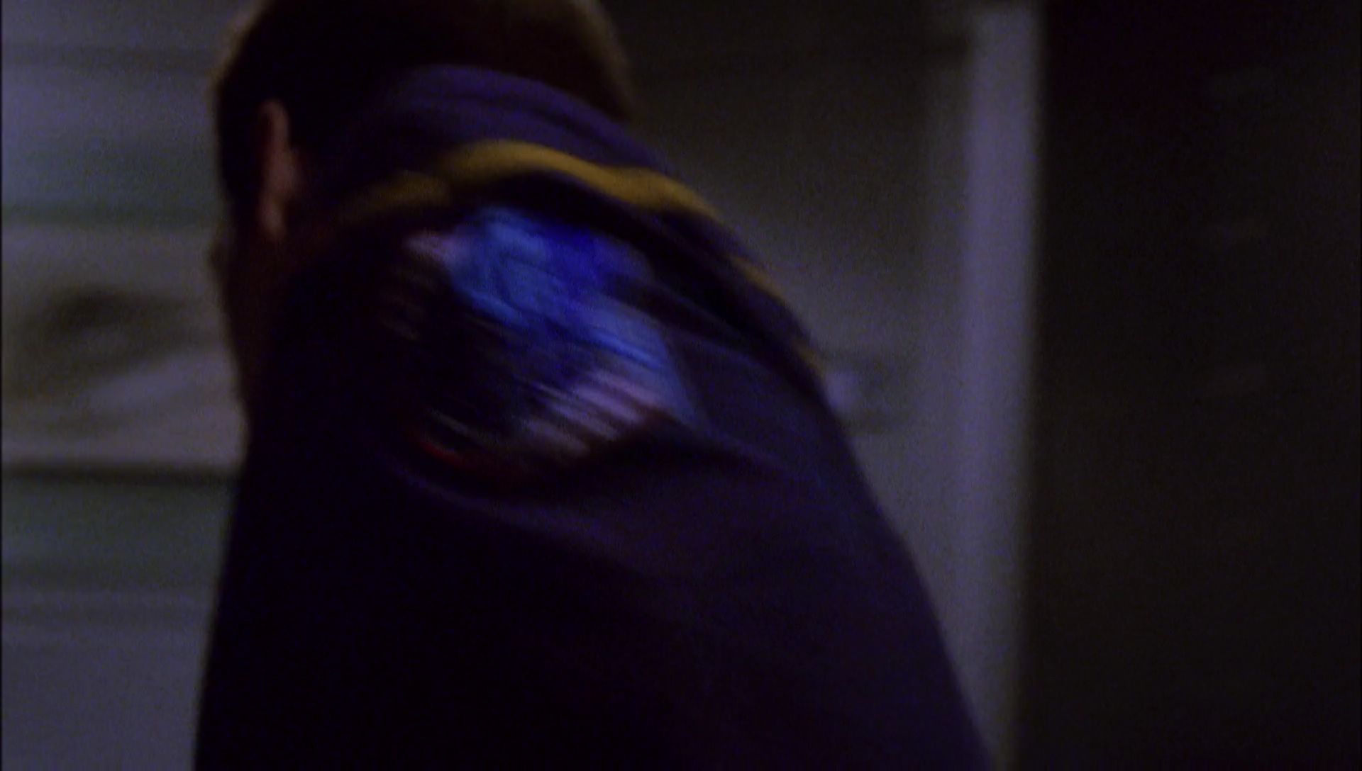 ariane179254_Enterprise_1x01-1x02_BrokenBow_4731.jpg