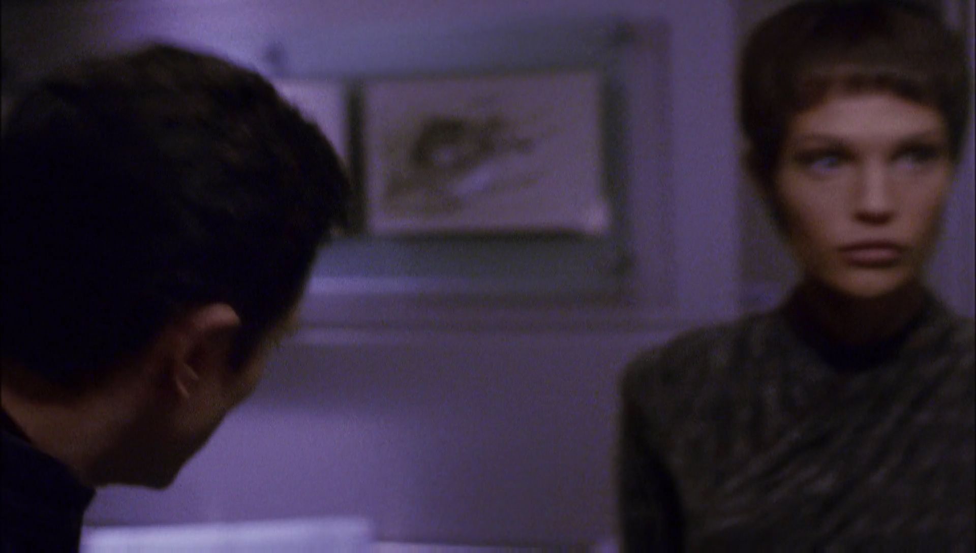 ariane179254_Enterprise_1x01-1x02_BrokenBow_4767.jpg