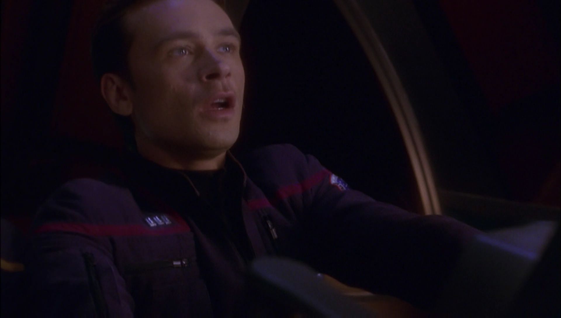 ariane179254_Enterprise_1x01-1x02_BrokenBow_4833.jpg