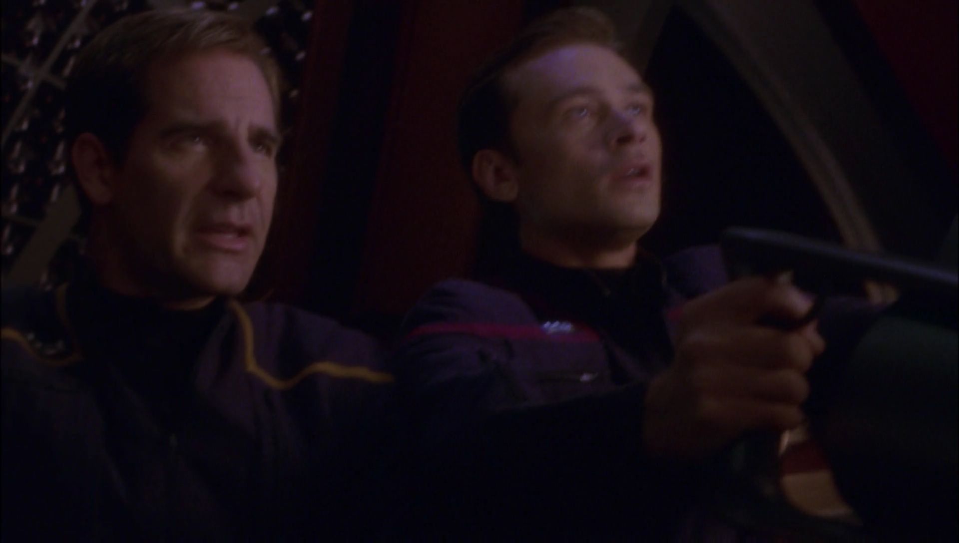 ariane179254_Enterprise_1x01-1x02_BrokenBow_4836.jpg