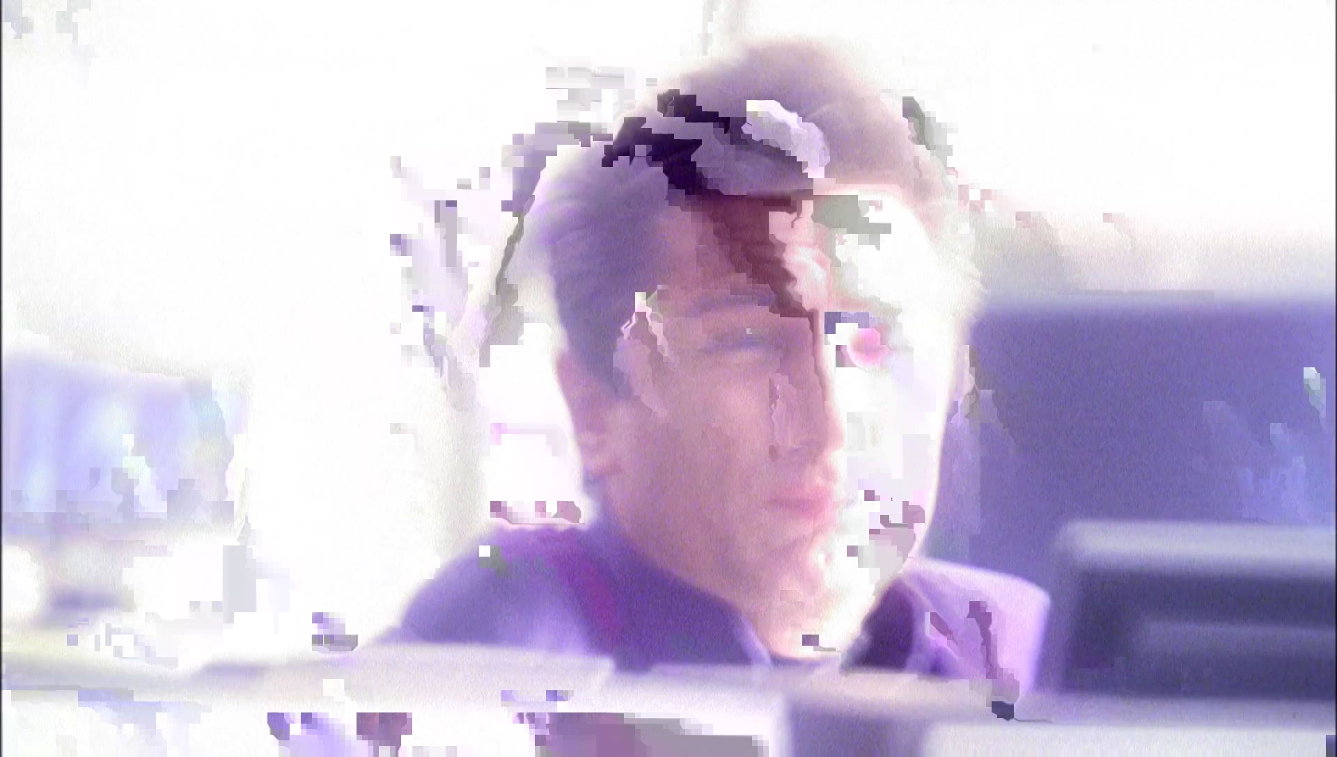ariane179254_Enterprise_1x01-1x02_BrokenBow_4984.jpg