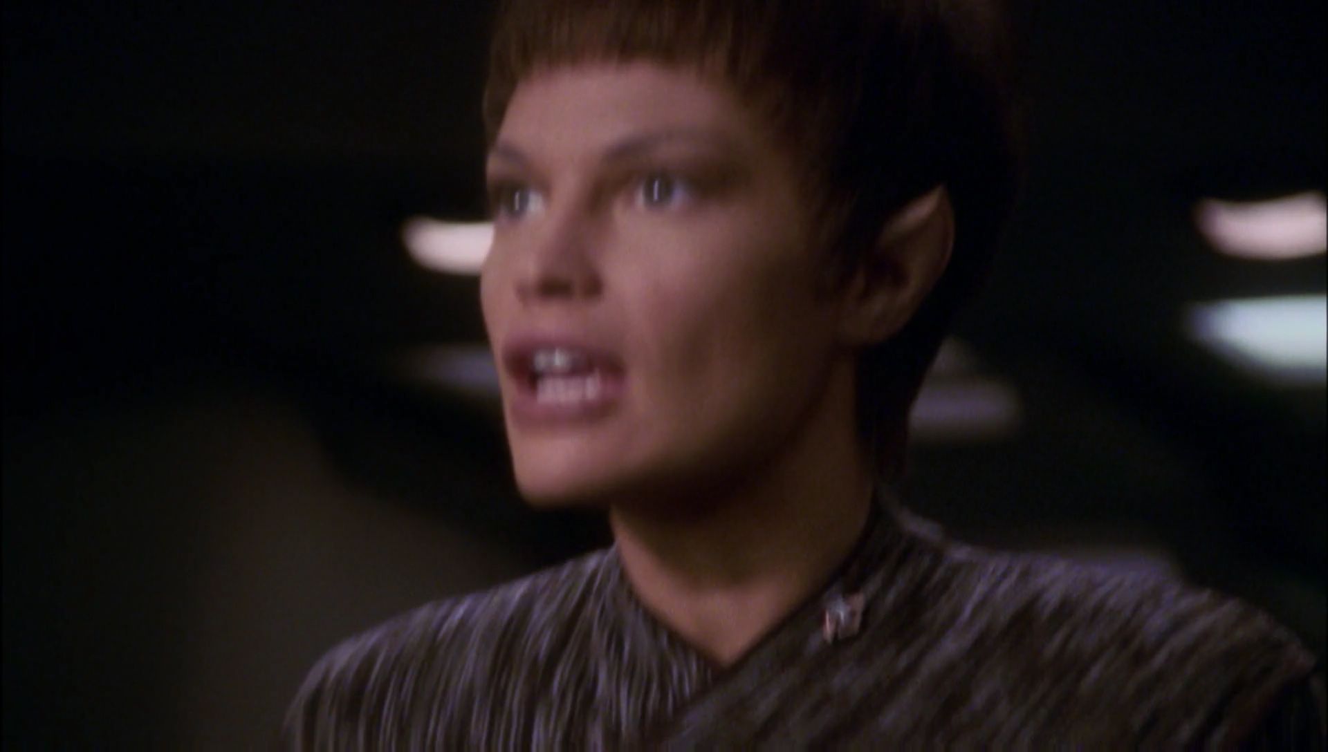 ariane179254_Enterprise_1x01-1x02_BrokenBow_5000.jpg