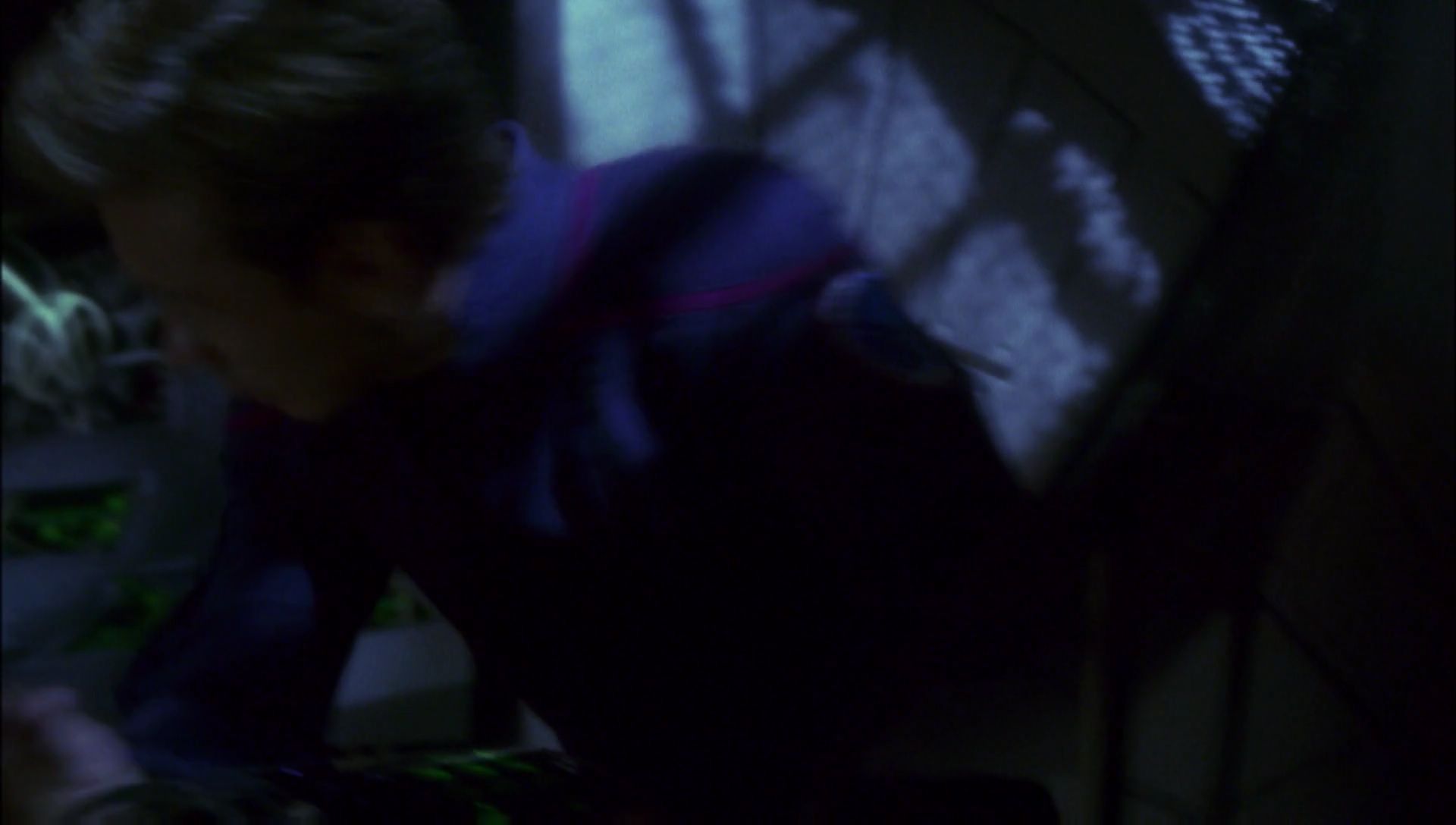 ariane179254_Enterprise_1x01-1x02_BrokenBow_5021.jpg