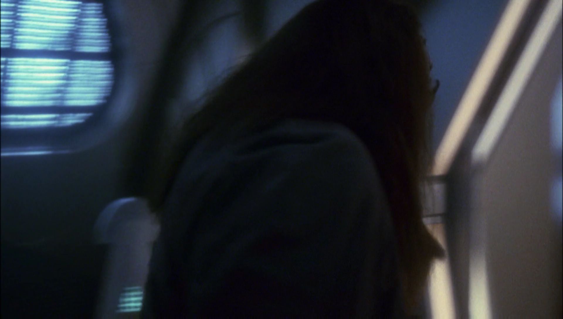 ariane179254_Enterprise_1x01-1x02_BrokenBow_5055.jpg