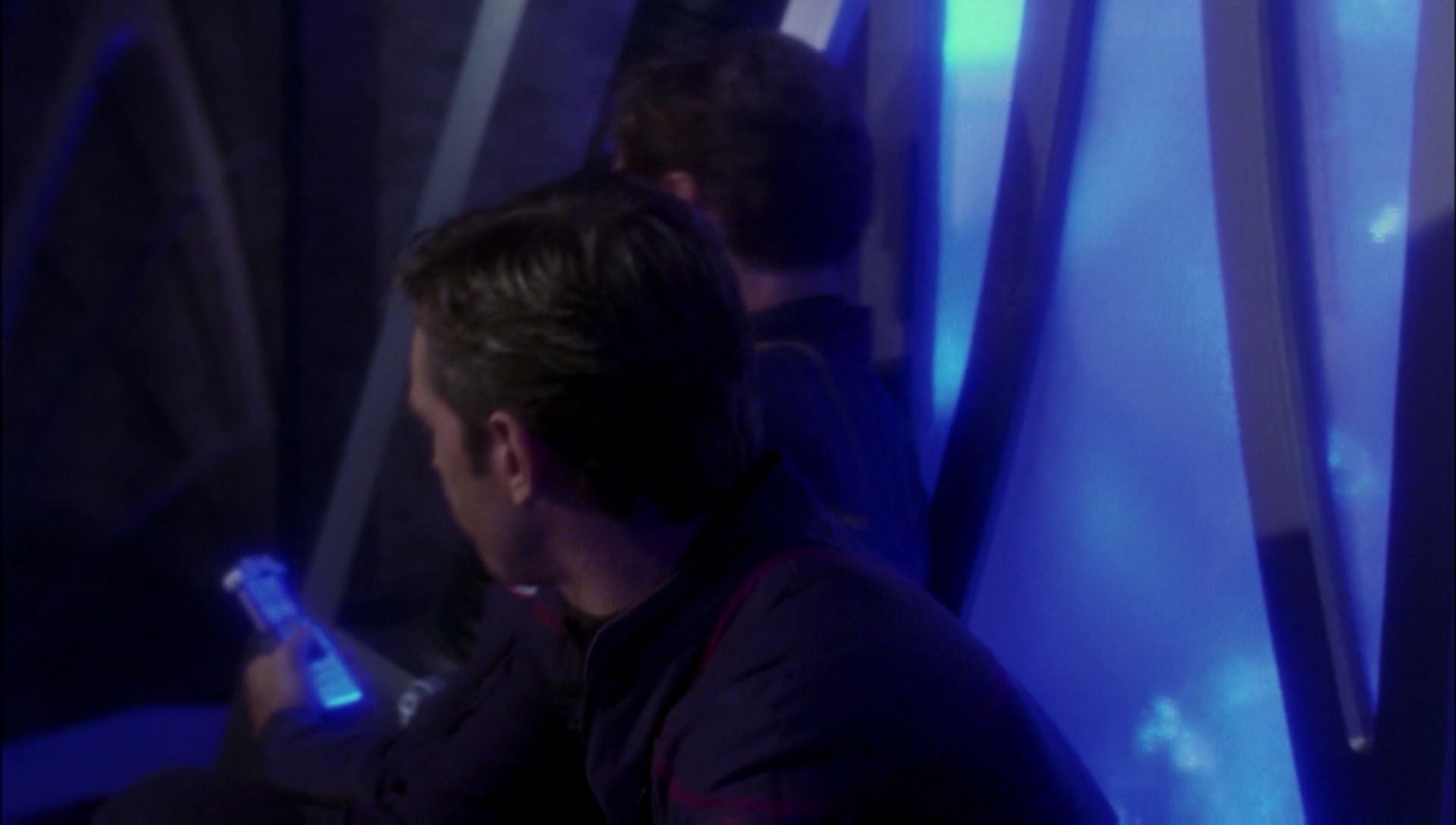 ariane179254_Enterprise_1x01-1x02_BrokenBow_5078.jpg