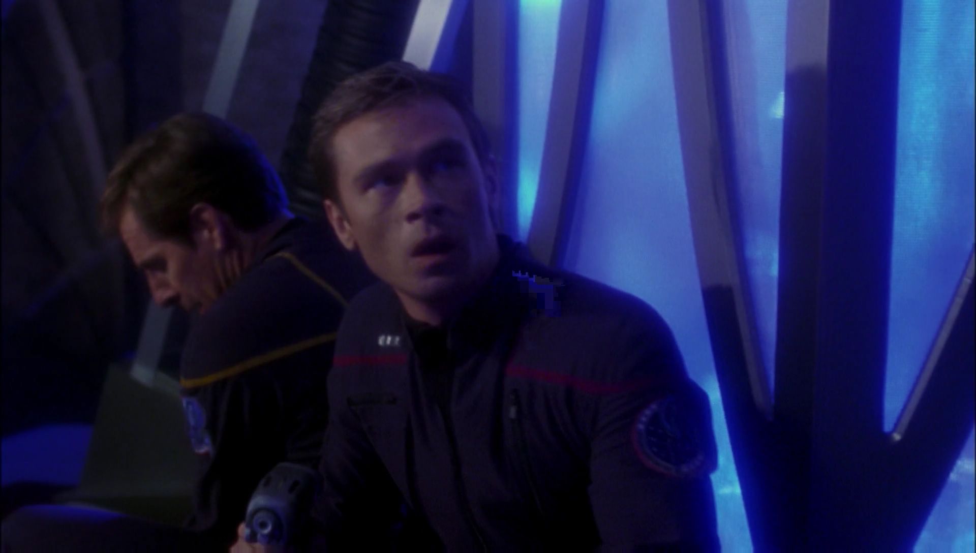 ariane179254_Enterprise_1x01-1x02_BrokenBow_5090.jpg
