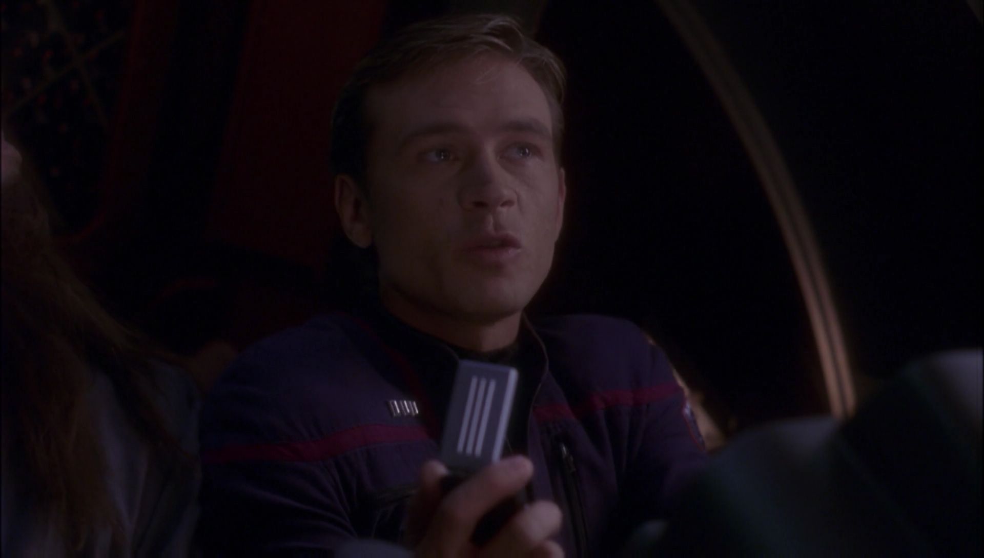 ariane179254_Enterprise_1x01-1x02_BrokenBow_5166.jpg