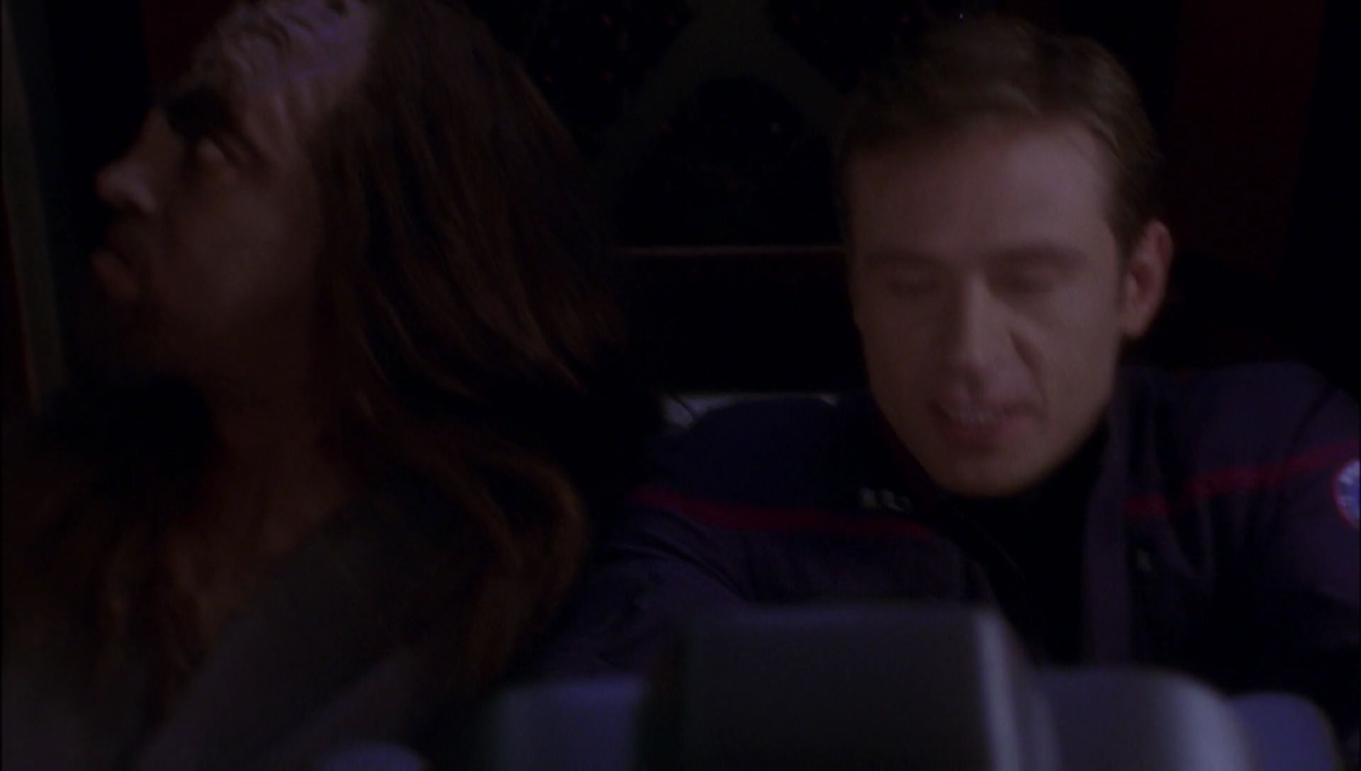ariane179254_Enterprise_1x01-1x02_BrokenBow_5197.jpg