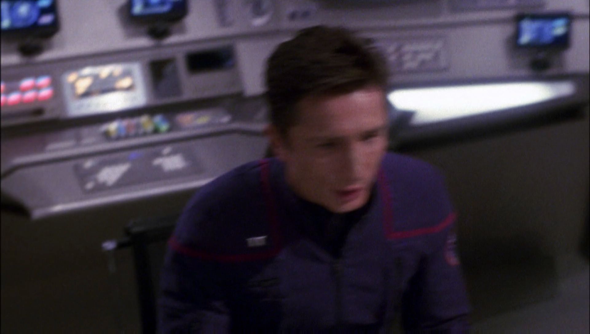 ariane179254_Enterprise_1x01-1x02_BrokenBow_5201.jpg