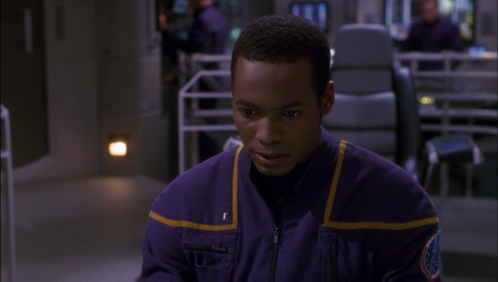 ariane179254_Enterprise_1x01-1x02_BrokenBow_5208.jpg