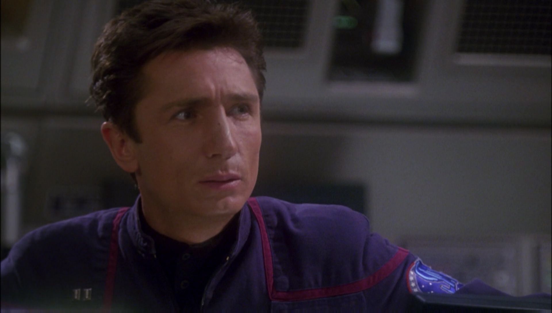 ariane179254_Enterprise_1x01-1x02_BrokenBow_5225.jpg