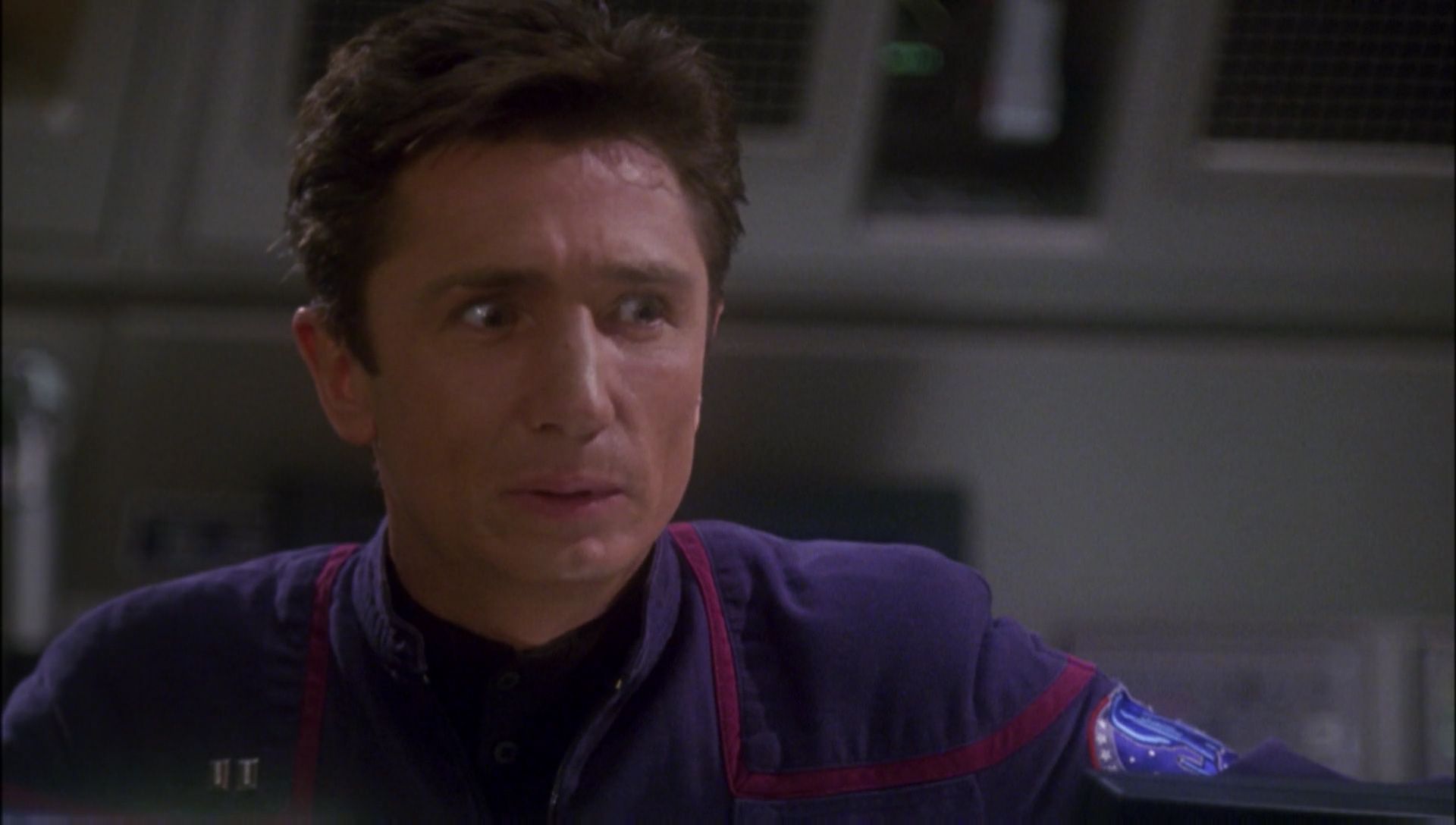 ariane179254_Enterprise_1x01-1x02_BrokenBow_5226.jpg