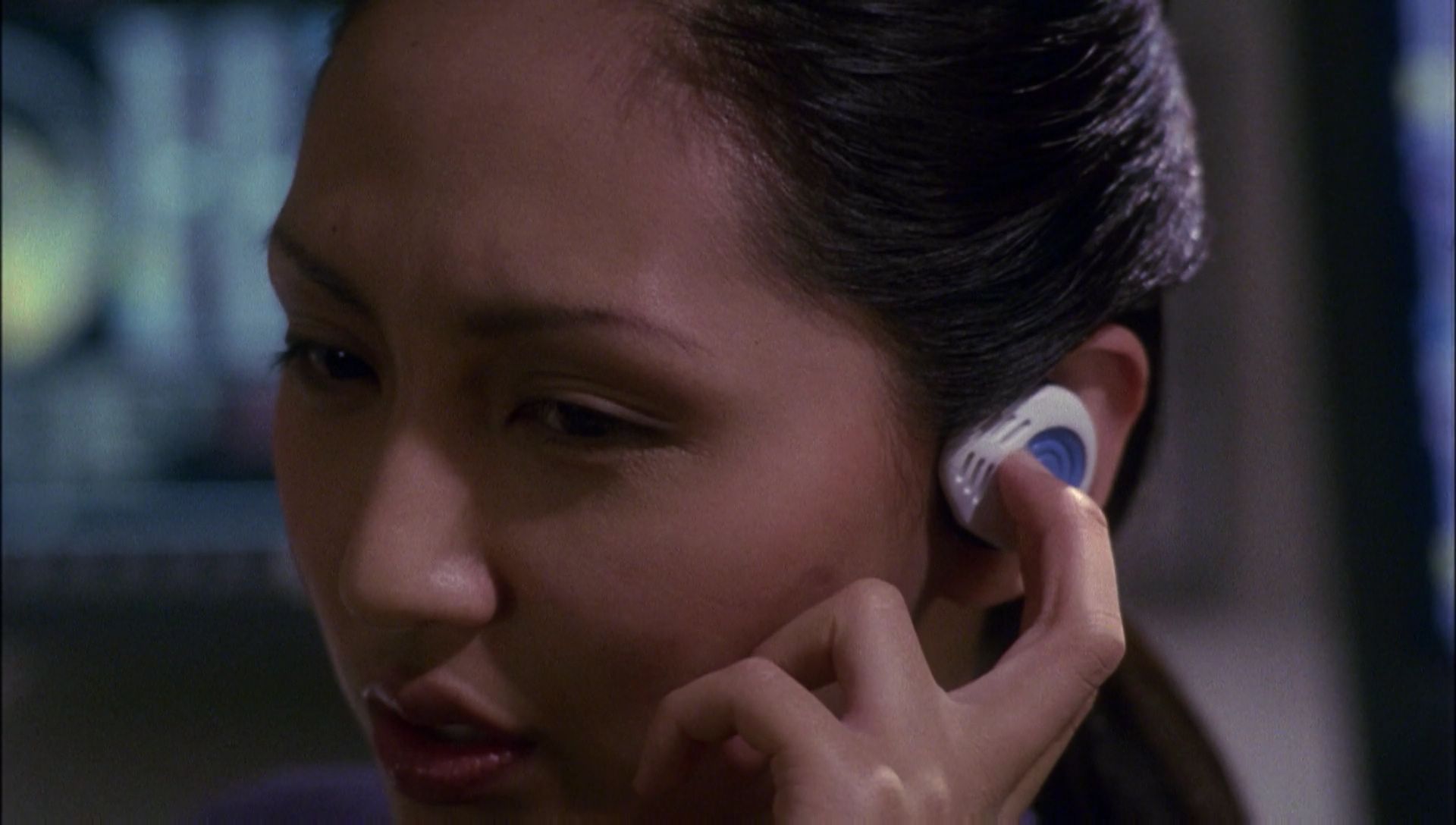 ariane179254_Enterprise_1x01-1x02_BrokenBow_5231.jpg