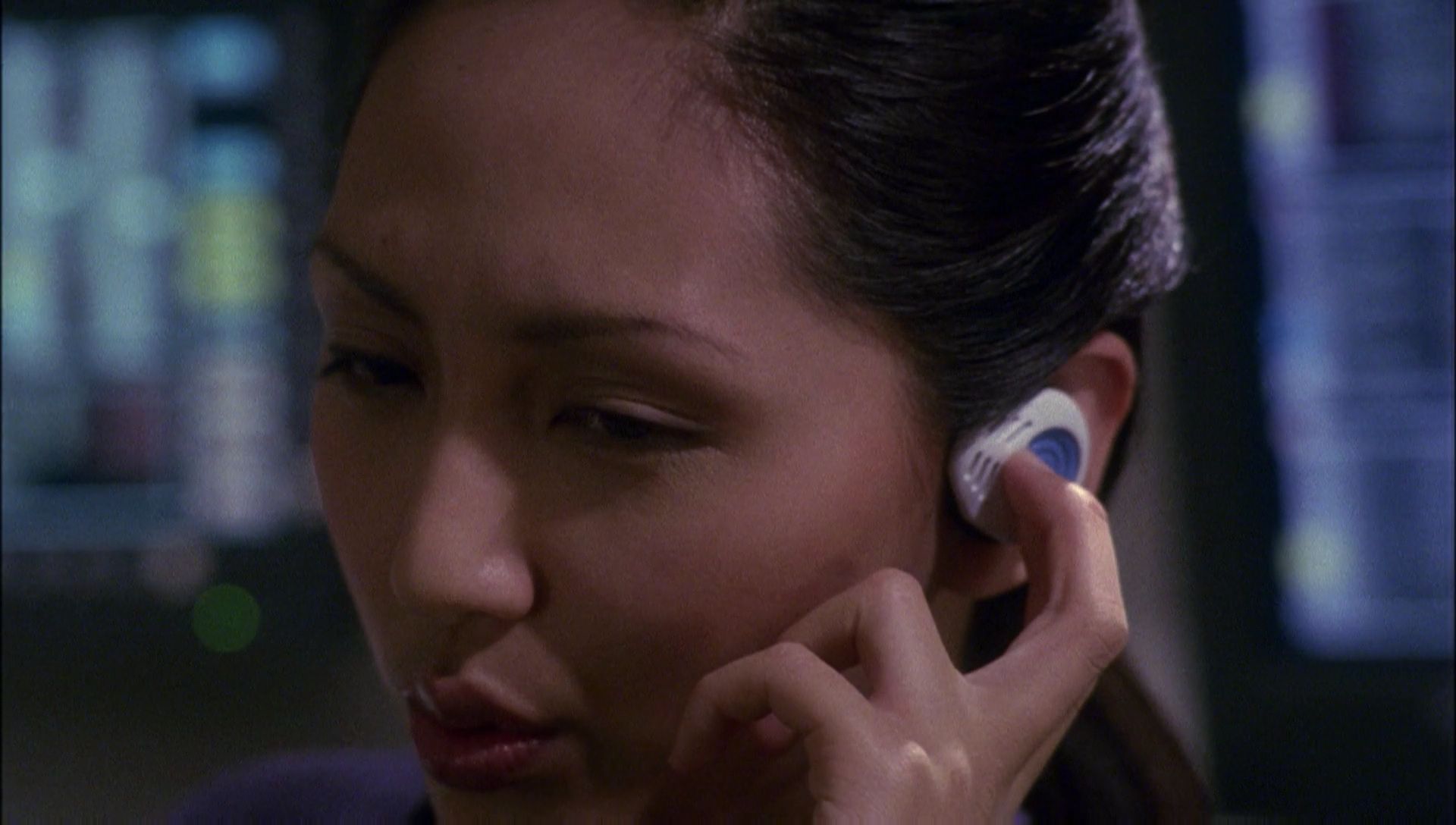 ariane179254_Enterprise_1x01-1x02_BrokenBow_5232.jpg