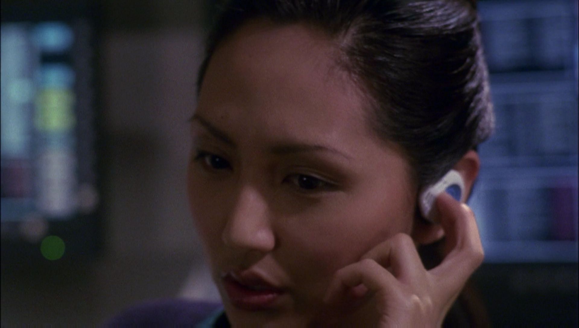 ariane179254_Enterprise_1x01-1x02_BrokenBow_5234.jpg