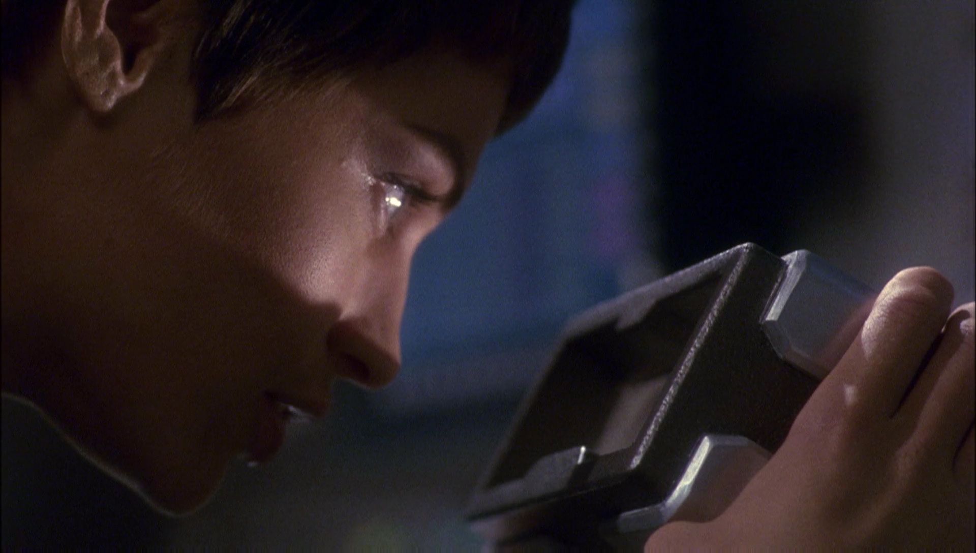 ariane179254_Enterprise_1x01-1x02_BrokenBow_5251.jpg