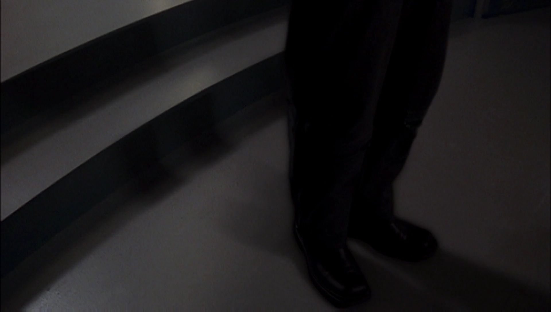 ariane179254_Enterprise_1x01-1x02_BrokenBow_5360.jpg