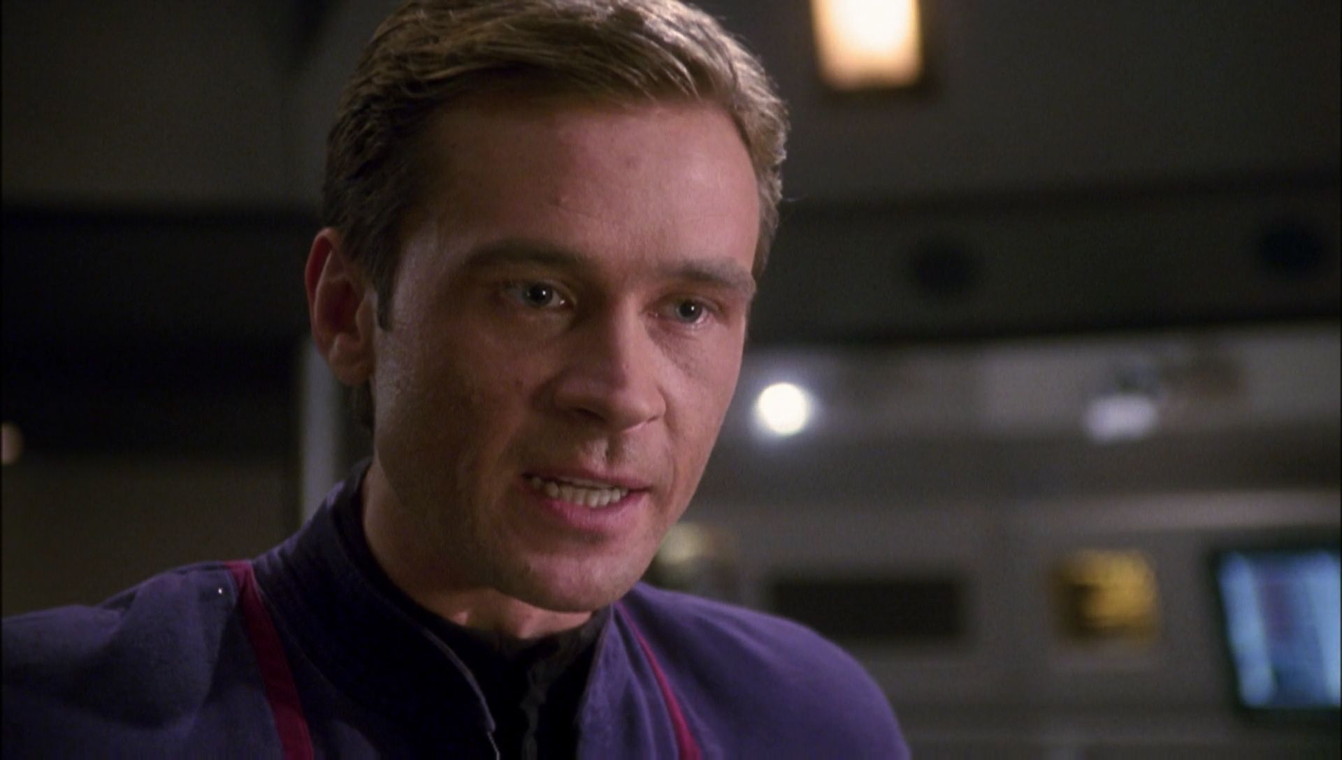 ariane179254_Enterprise_1x01-1x02_BrokenBow_5416.jpg