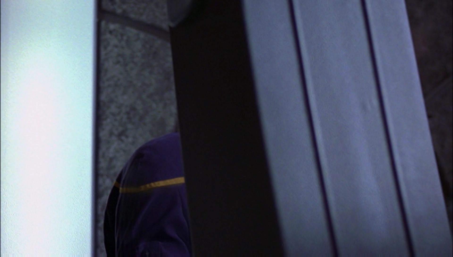 ariane179254_Enterprise_1x01-1x02_BrokenBow_5527.jpg