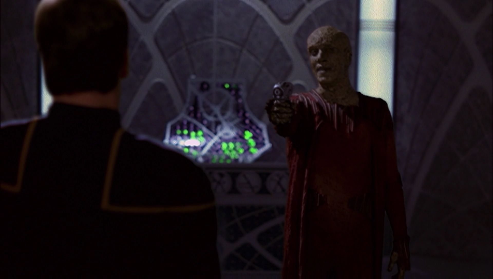 ariane179254_Enterprise_1x01-1x02_BrokenBow_5587.jpg