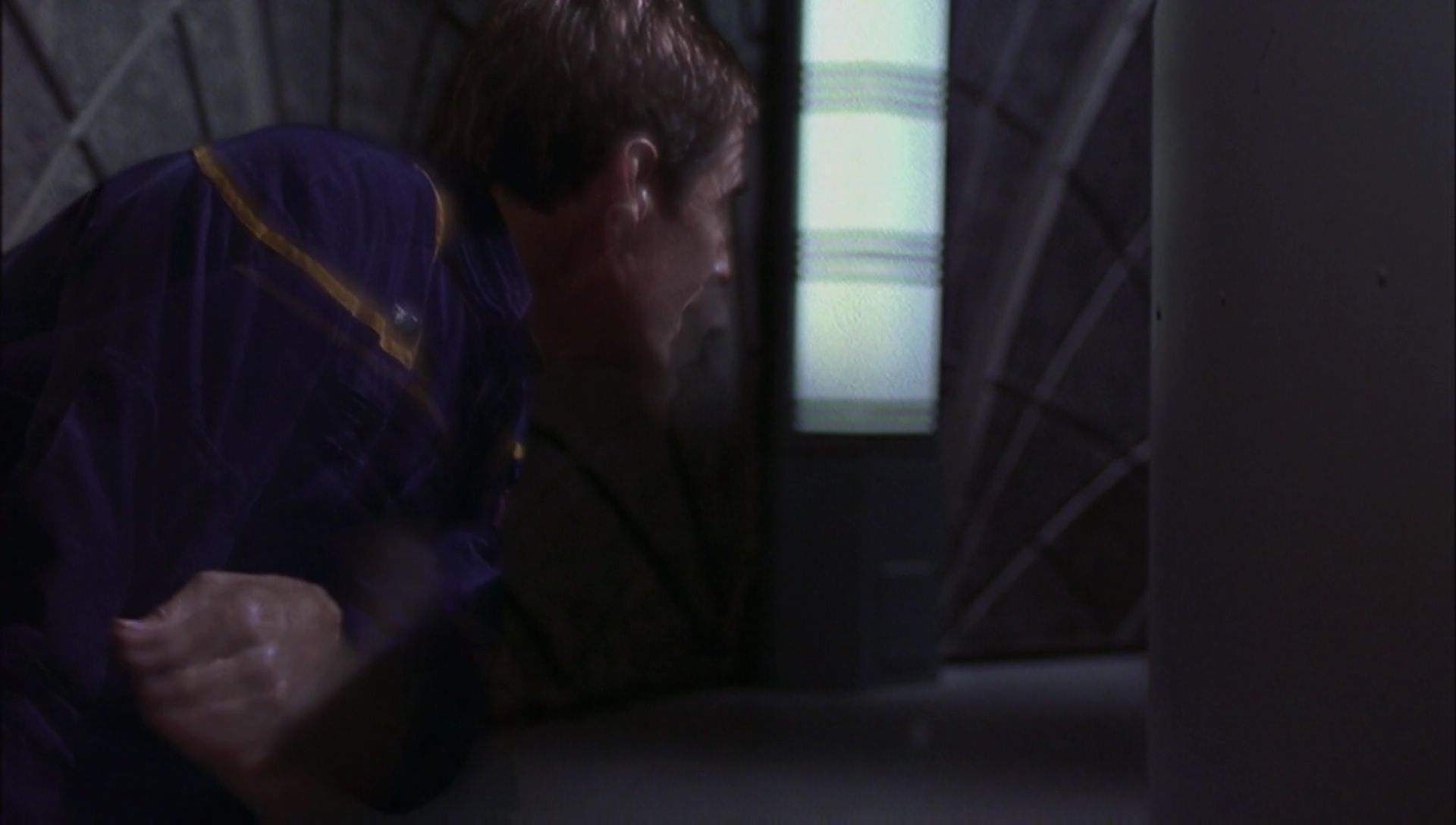 ariane179254_Enterprise_1x01-1x02_BrokenBow_5627.jpg