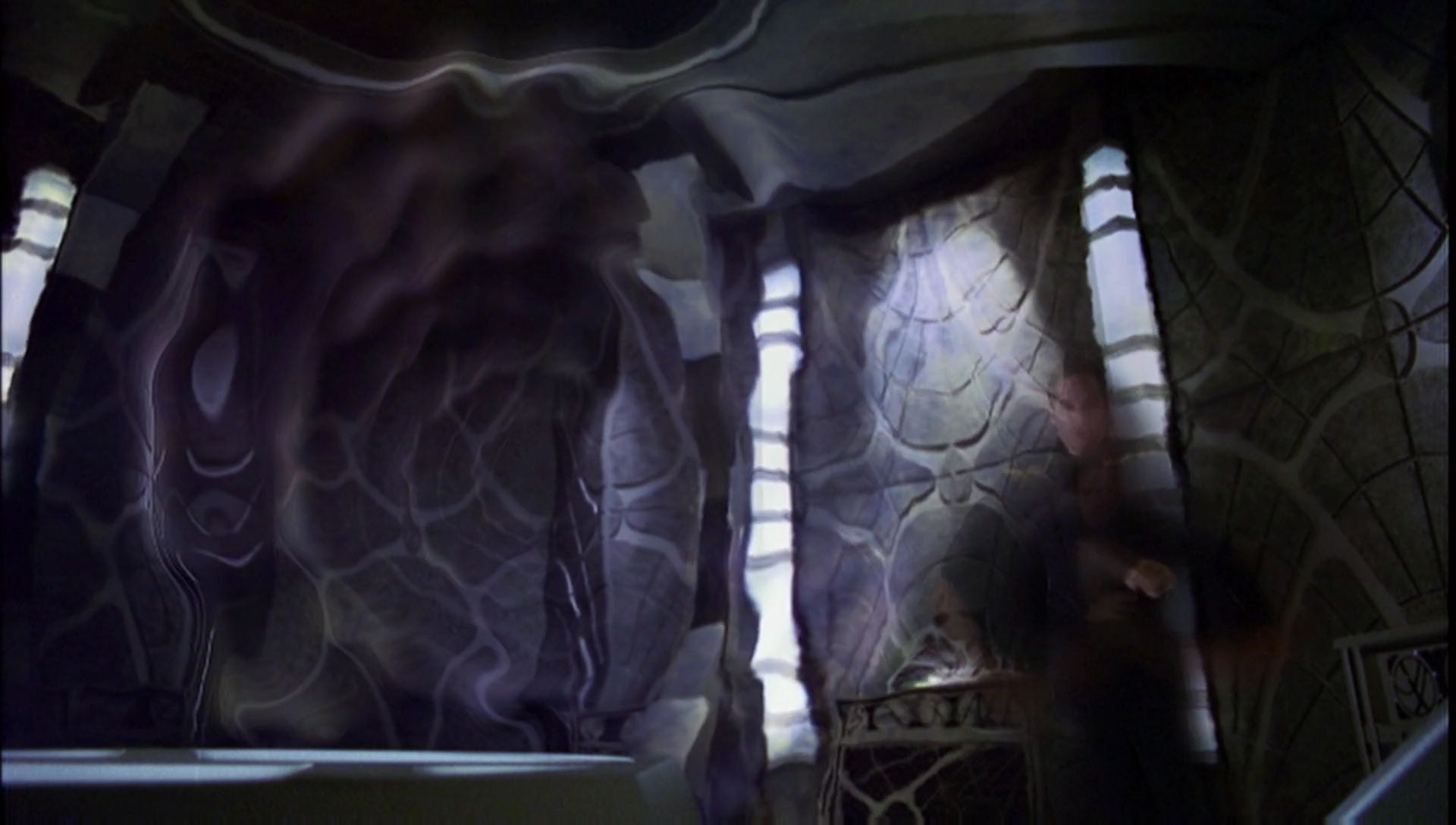 ariane179254_Enterprise_1x01-1x02_BrokenBow_5652.jpg
