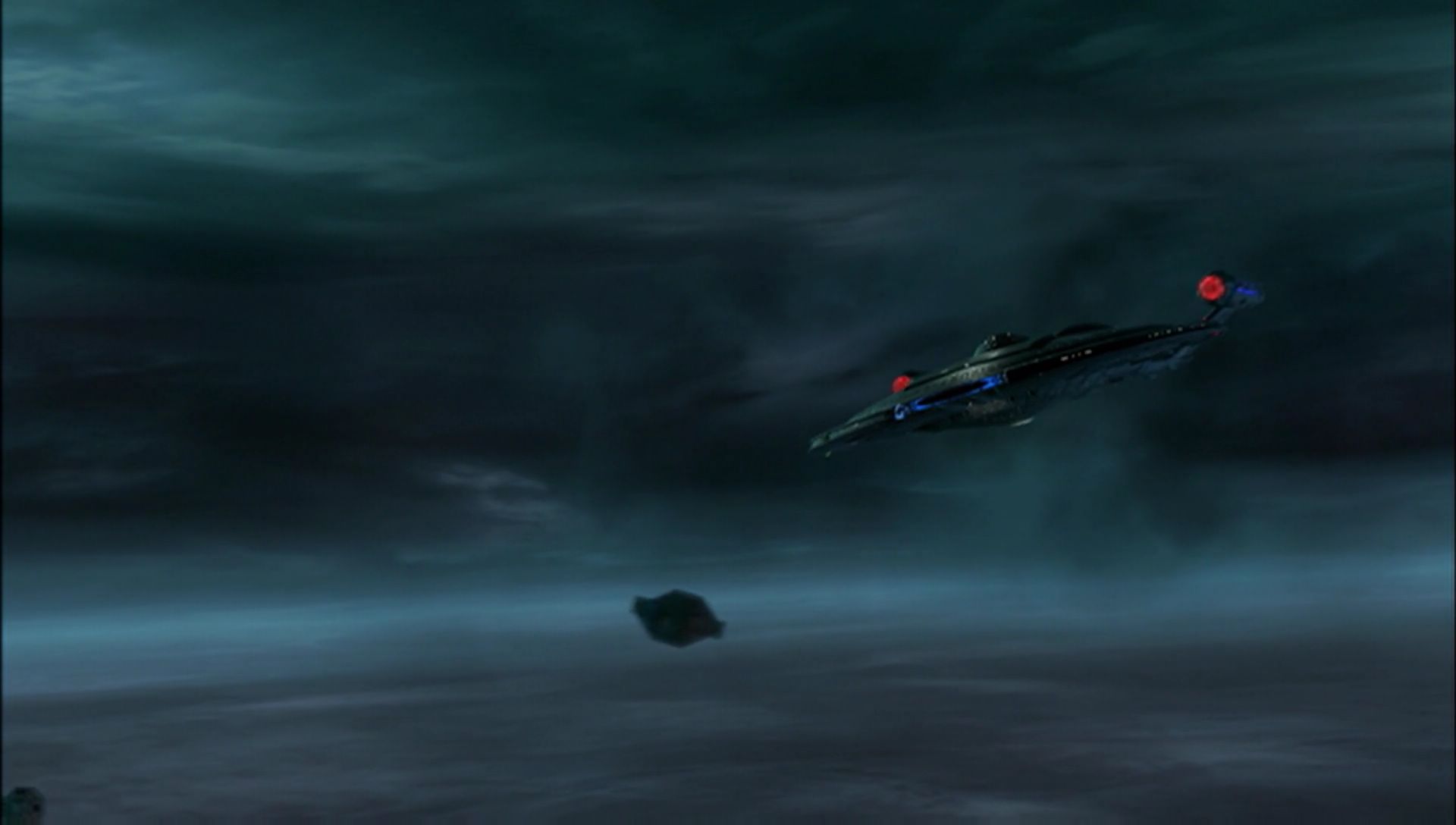 ariane179254_Enterprise_1x01-1x02_BrokenBow_5670.jpg