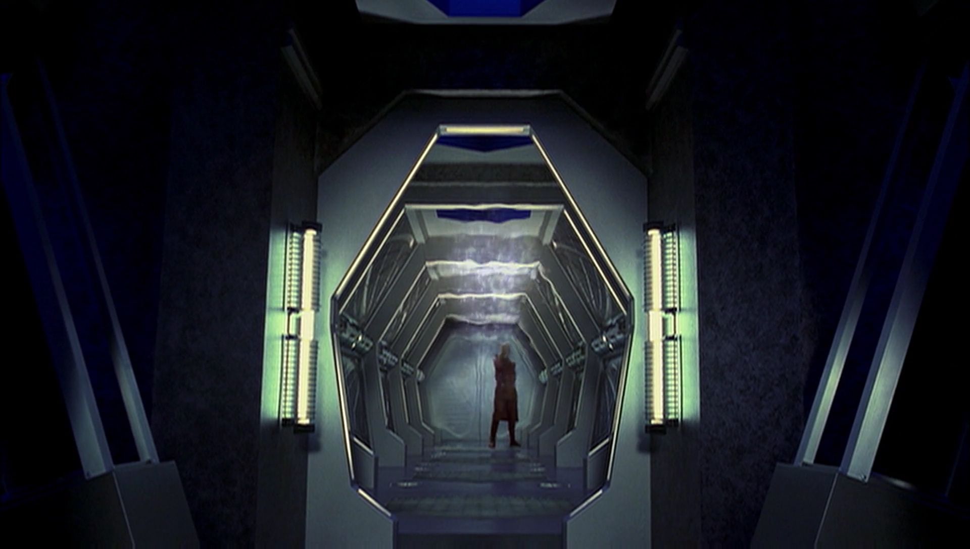 ariane179254_Enterprise_1x01-1x02_BrokenBow_5720.jpg