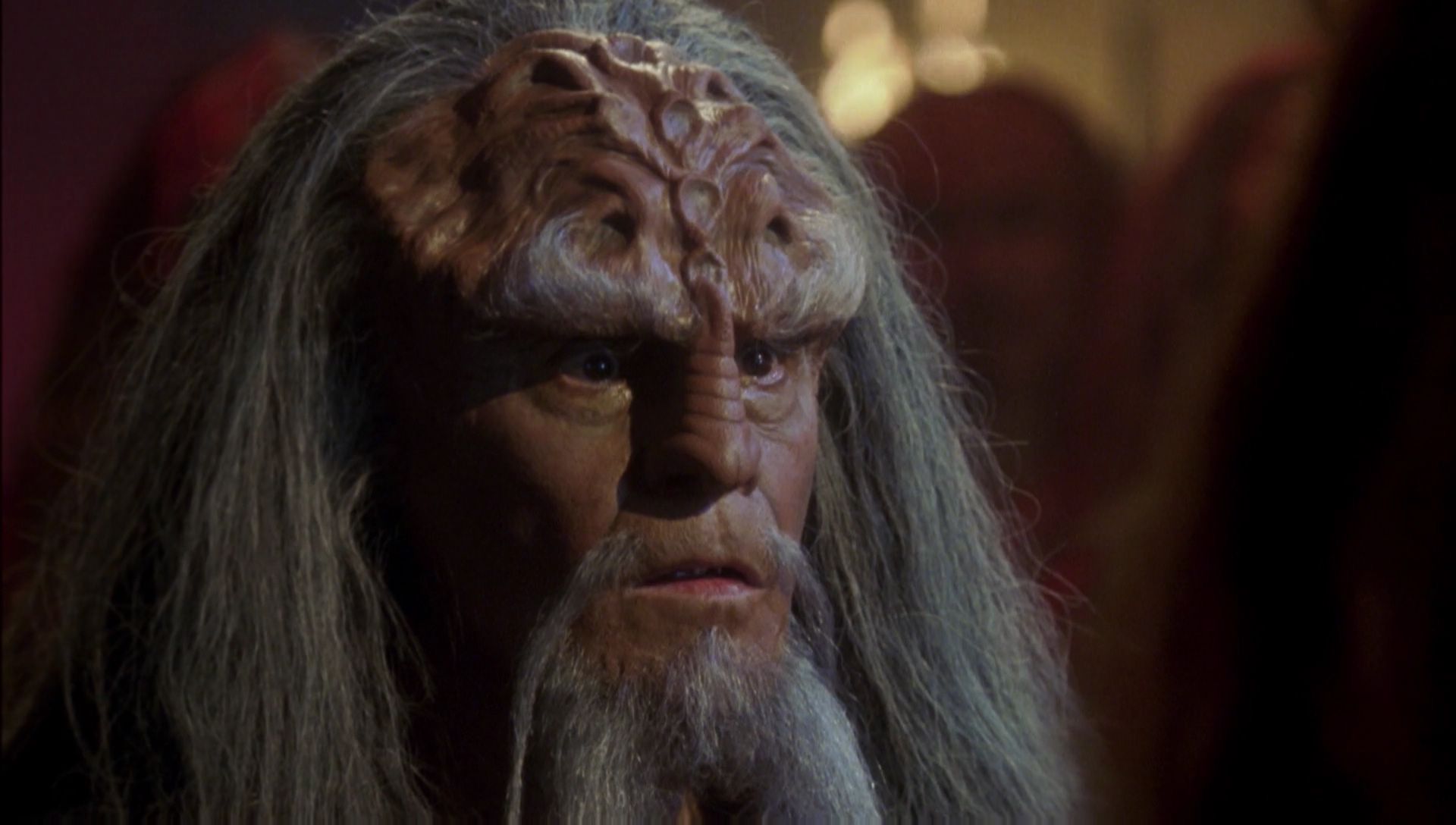 ariane179254_Enterprise_1x01-1x02_BrokenBow_5828.jpg