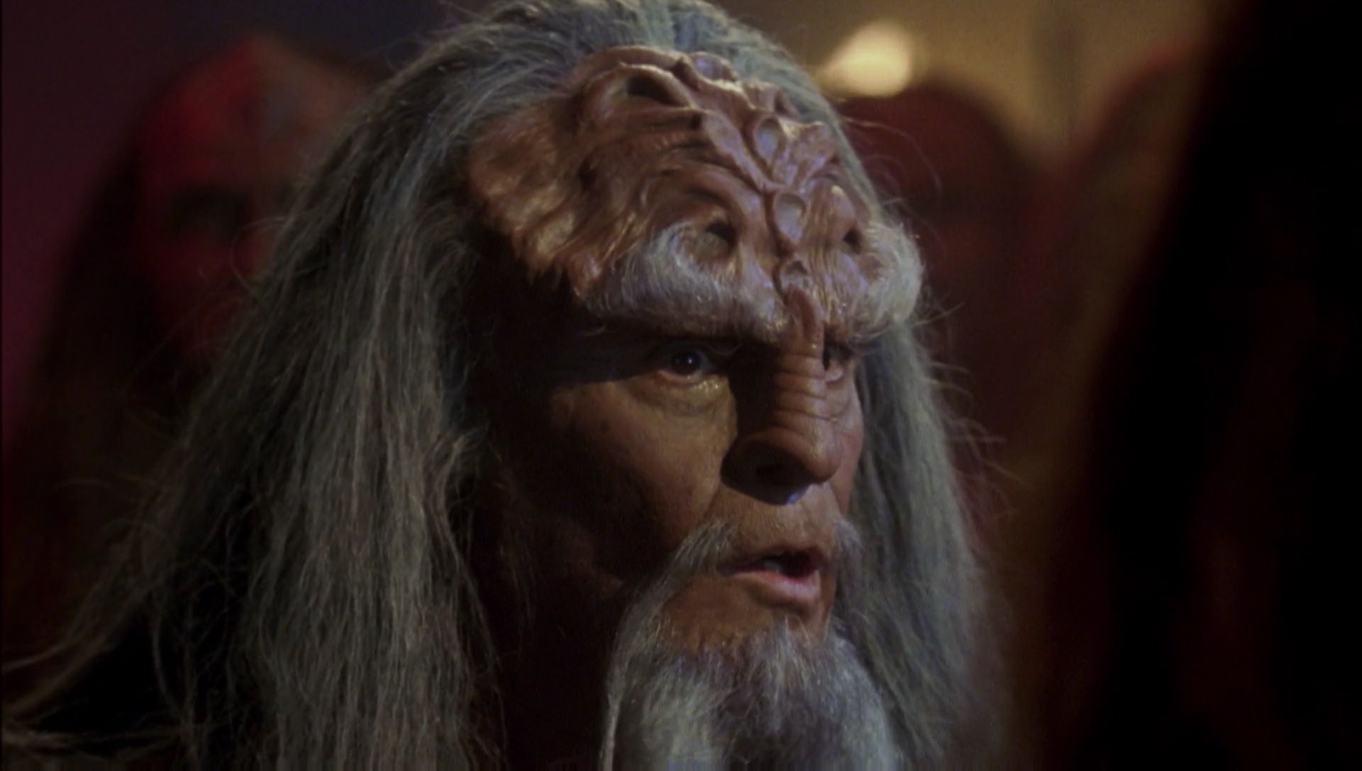 ariane179254_Enterprise_1x01-1x02_BrokenBow_5829.jpg