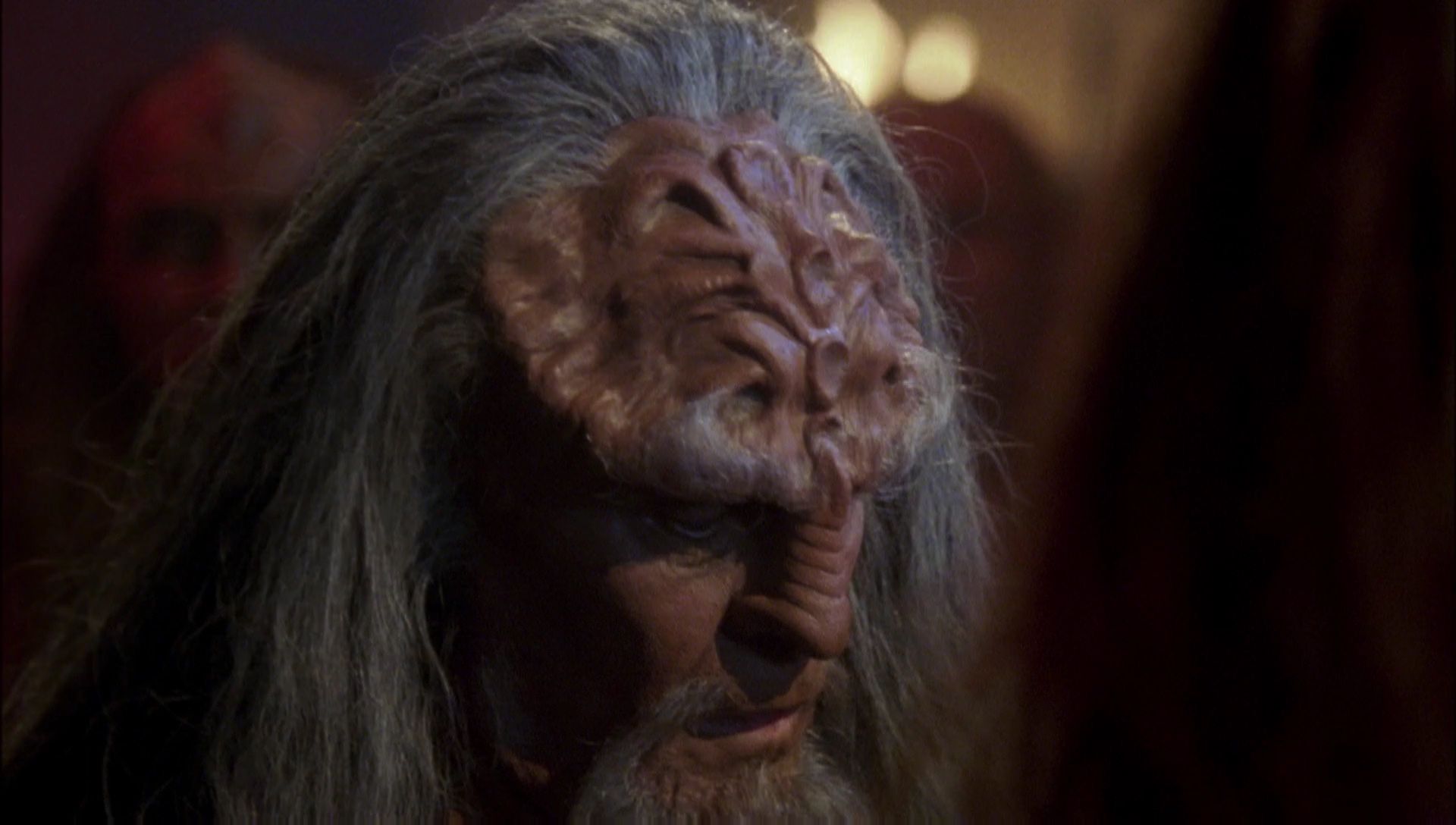 ariane179254_Enterprise_1x01-1x02_BrokenBow_5839.jpg