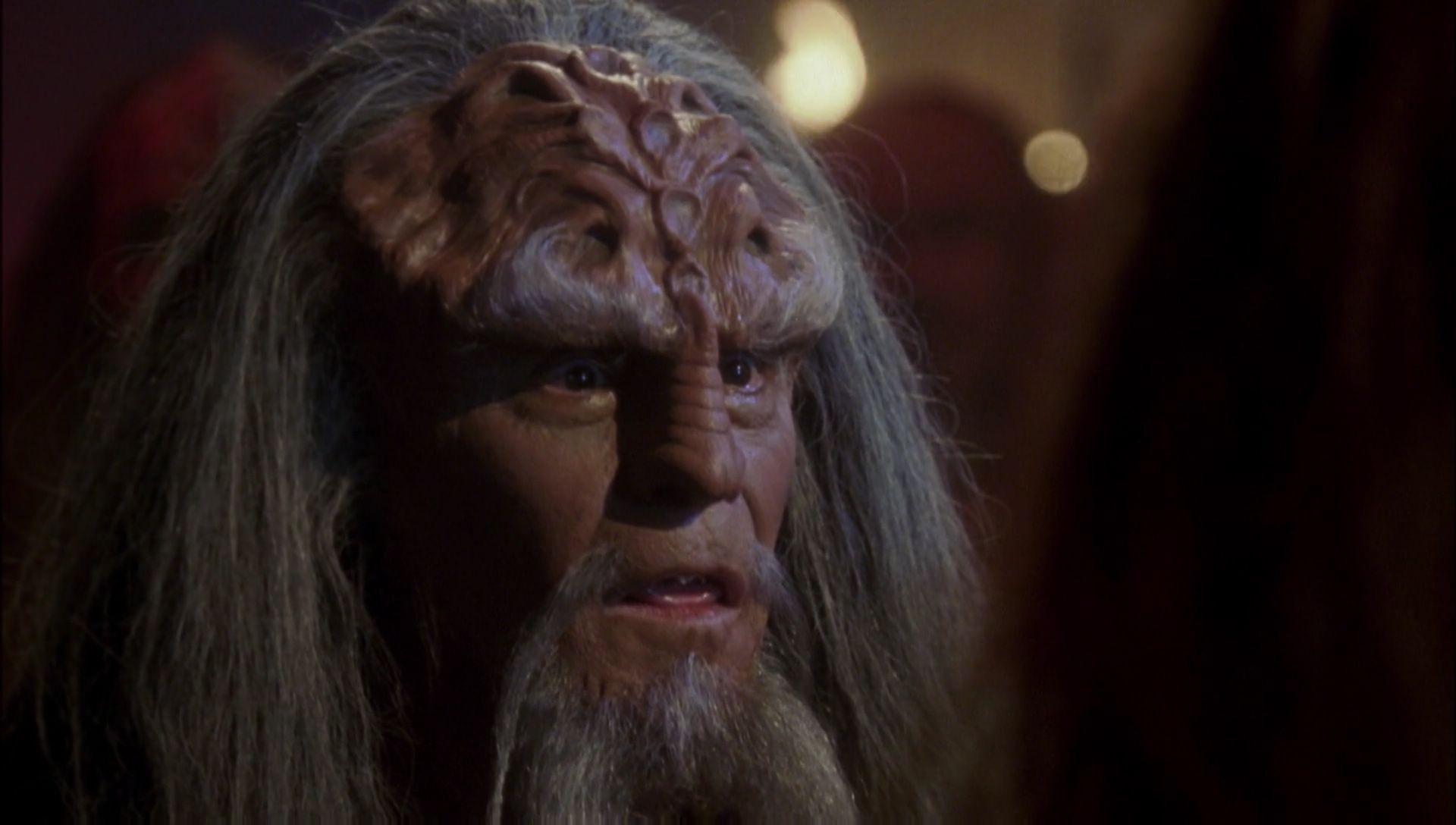 ariane179254_Enterprise_1x01-1x02_BrokenBow_5840.jpg