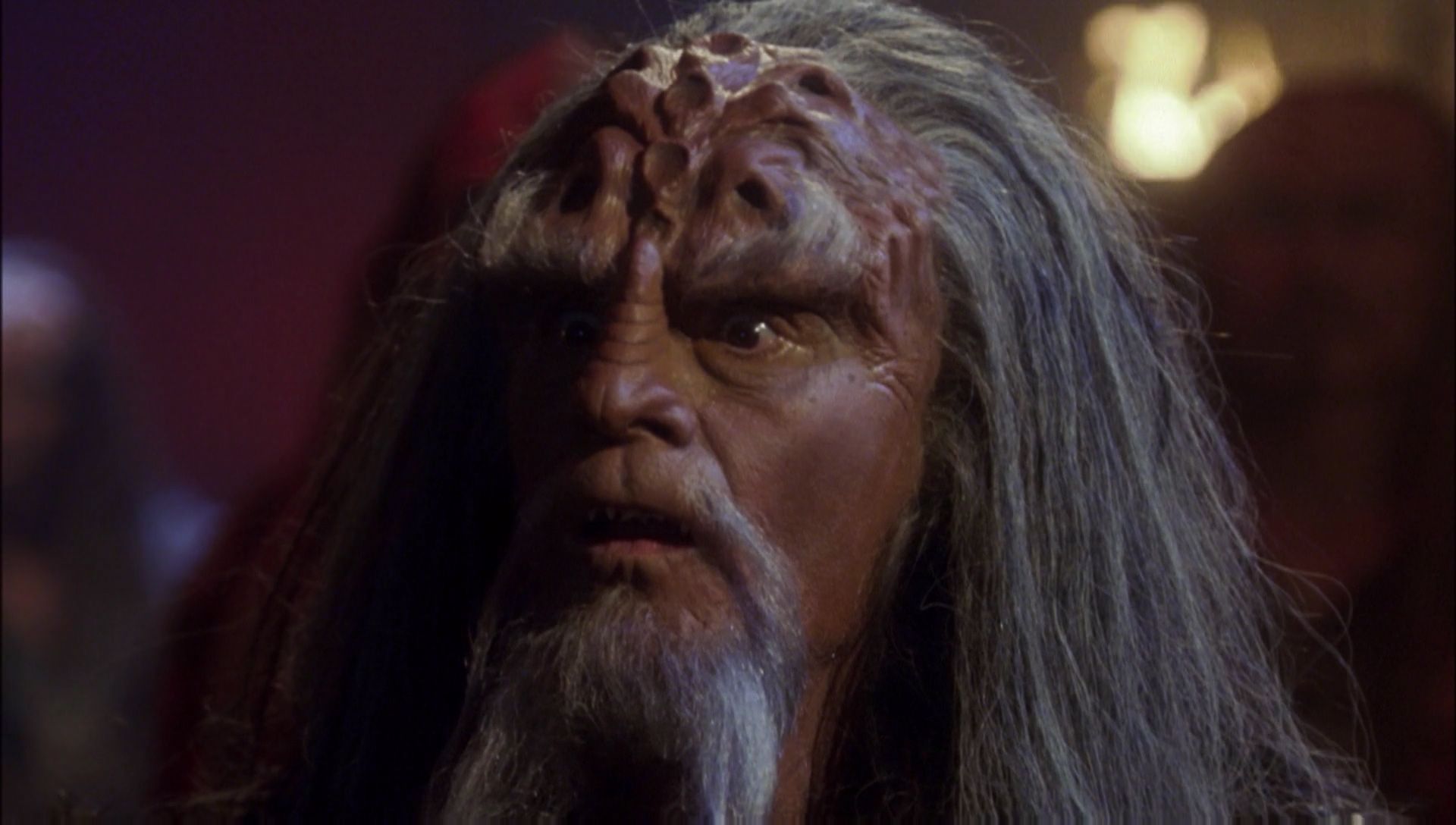 ariane179254_Enterprise_1x01-1x02_BrokenBow_5865.jpg